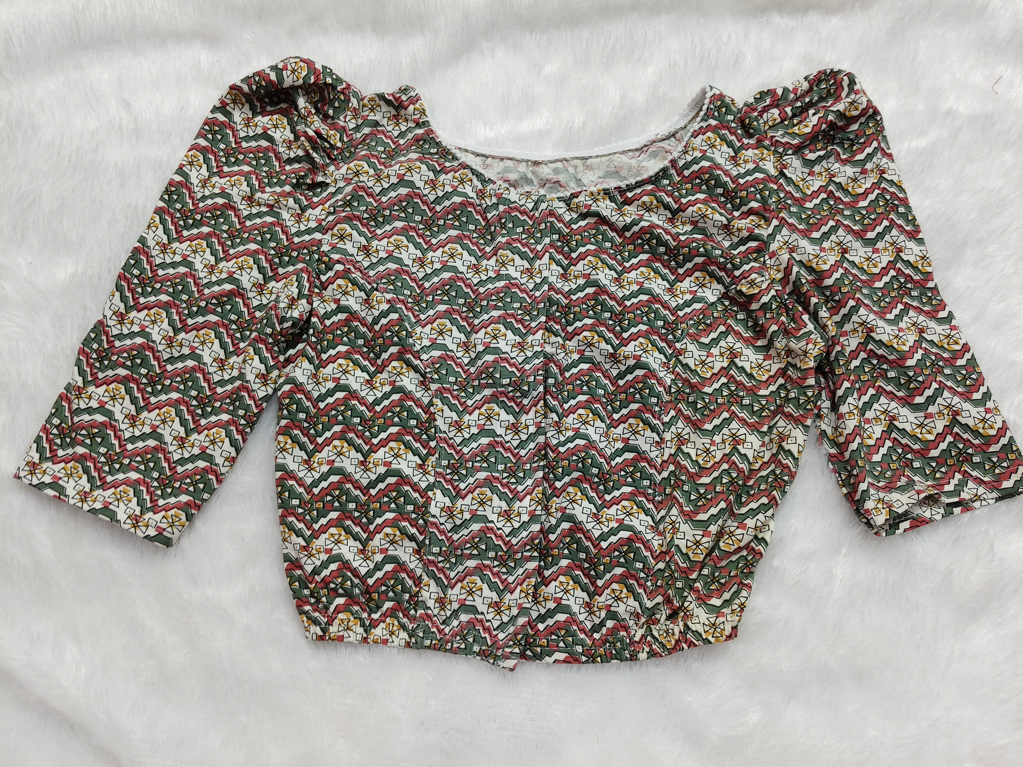 Stretchable blouses