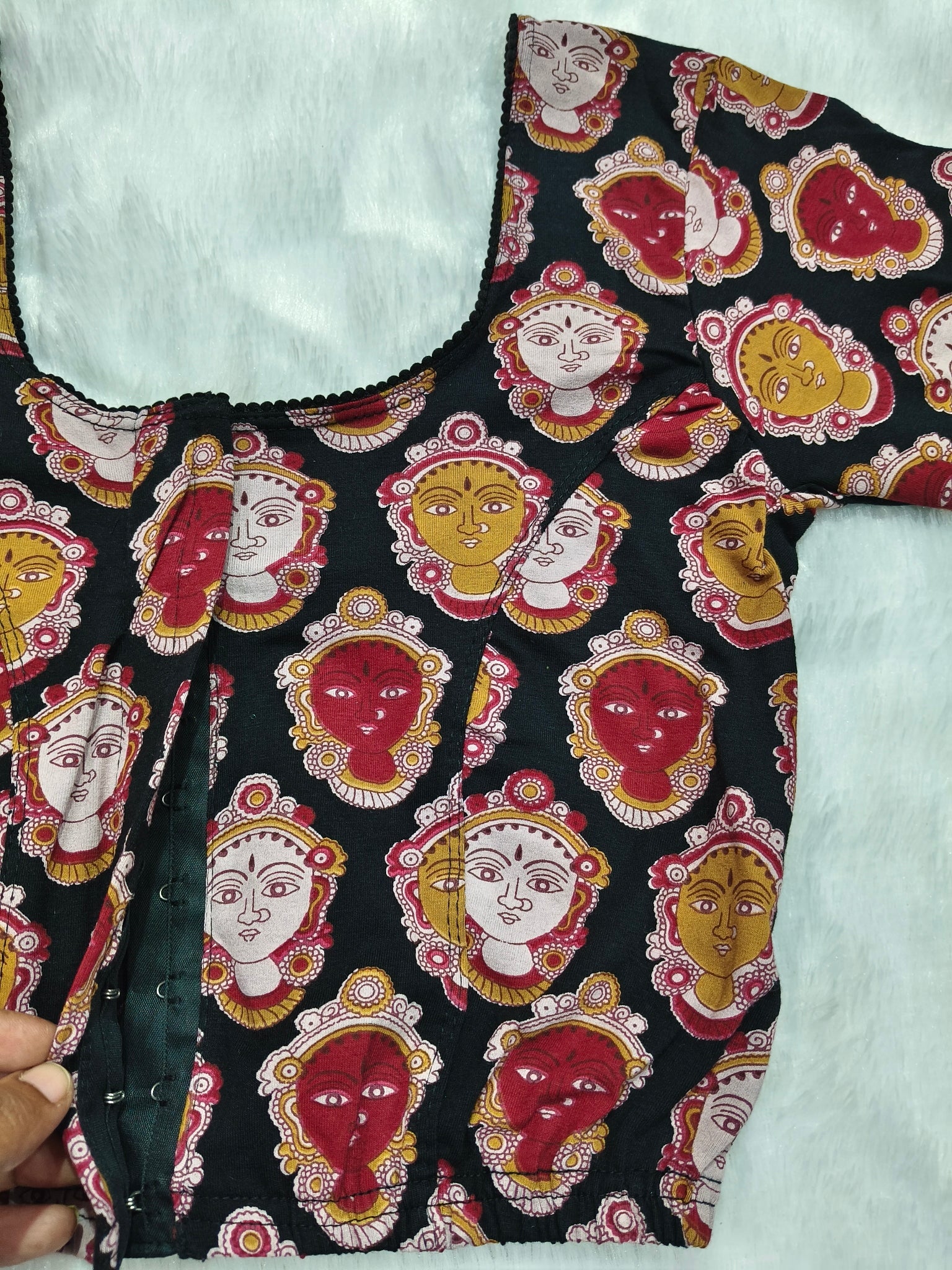 Strechable Blouses