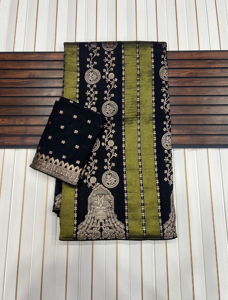 Chiniya Tisu silk saree