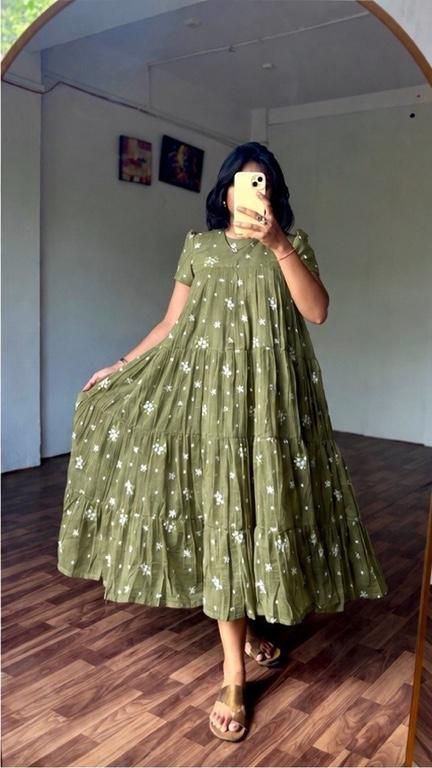 Mull chenderi full flare gown