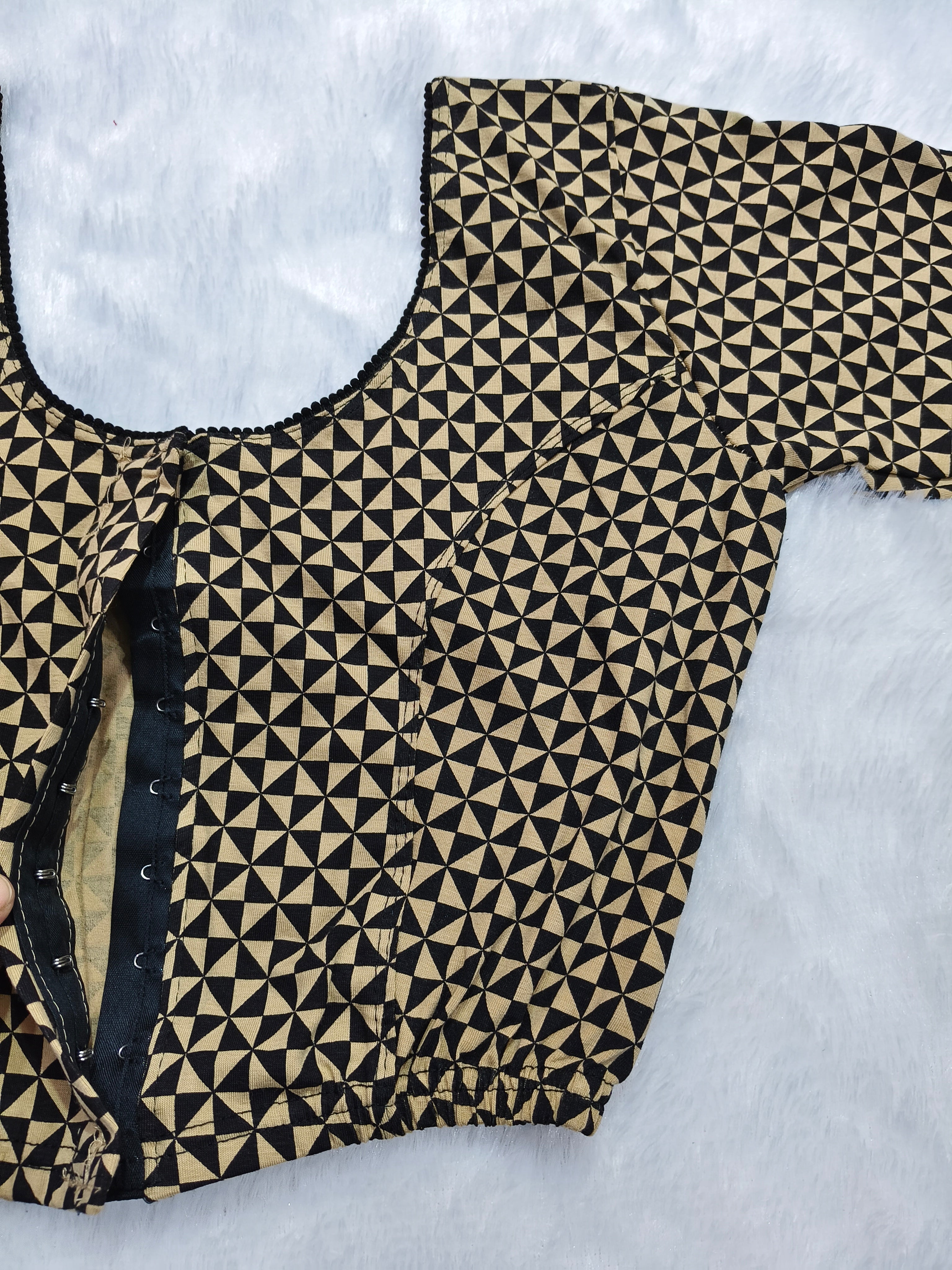 Strechable Blouses