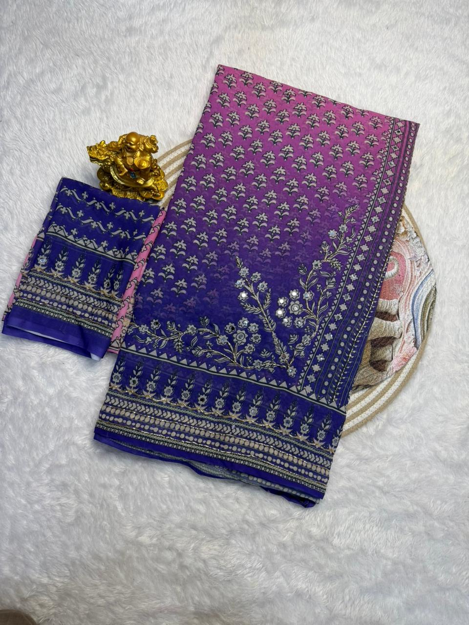 Viral georgette kareena kapoor saree