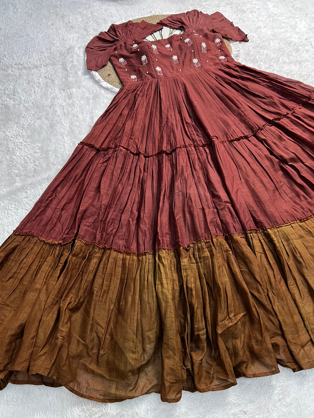 mull cotton gown