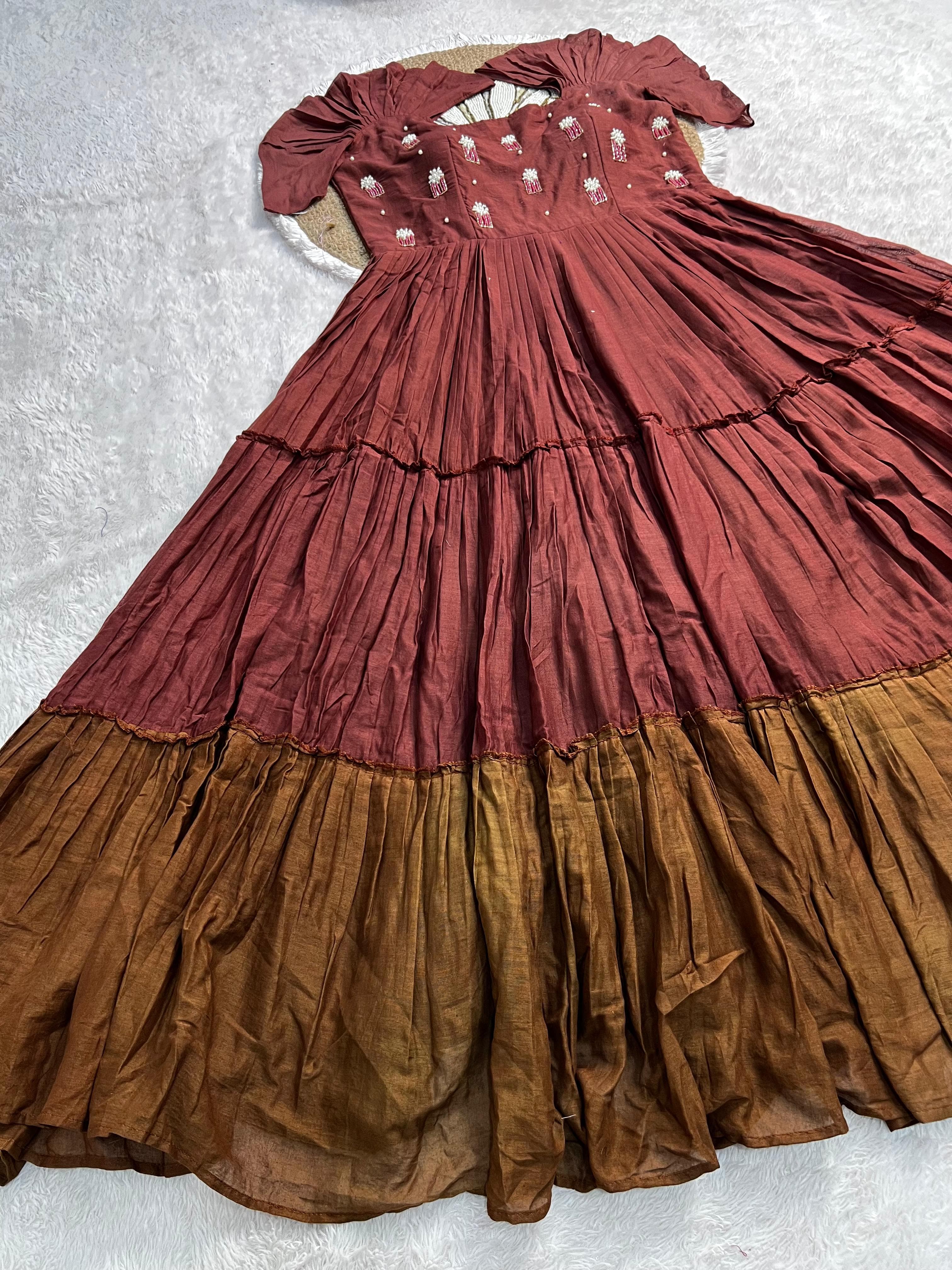 mull cotton gown