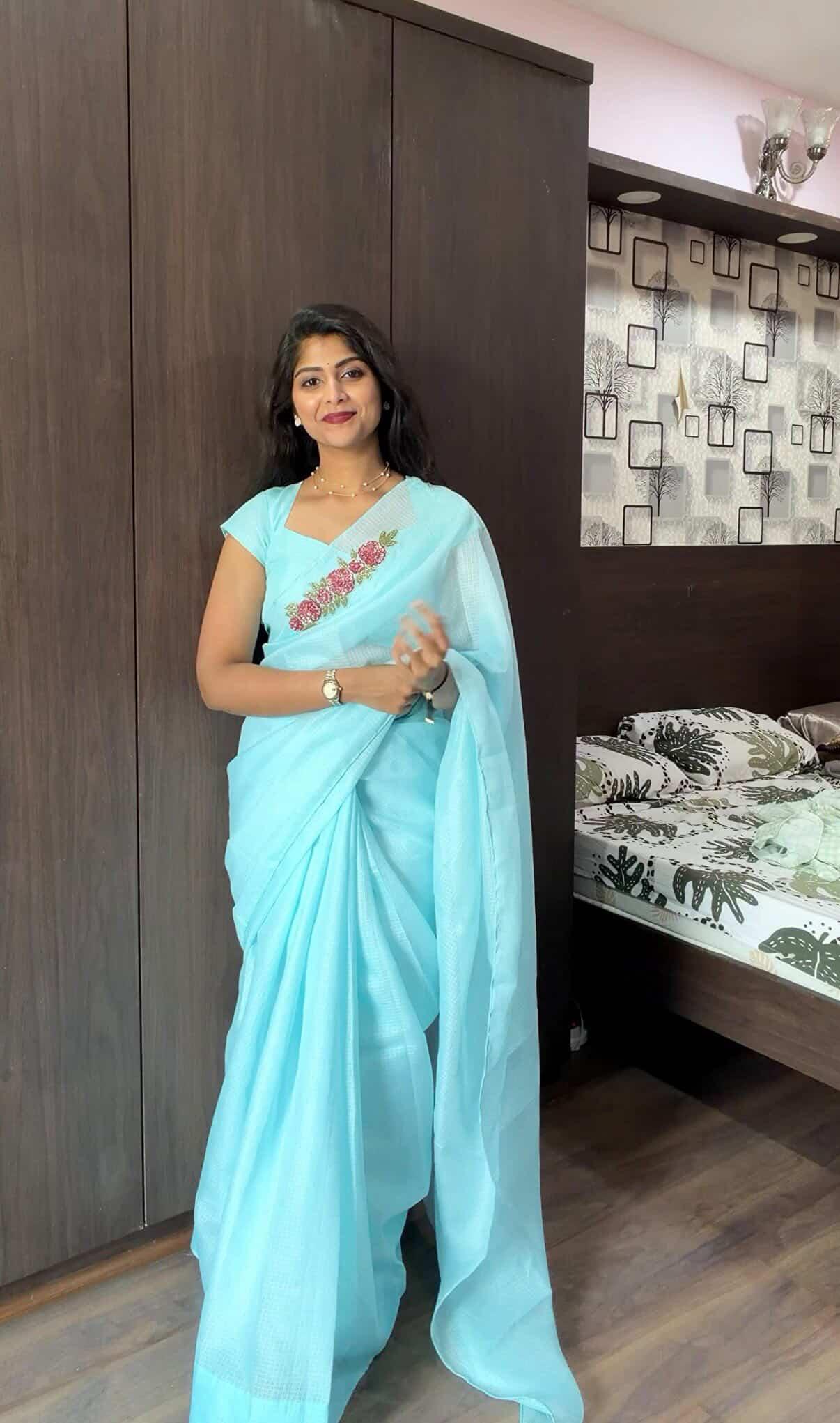 Premium kota Doria saree with hand cut Dana work