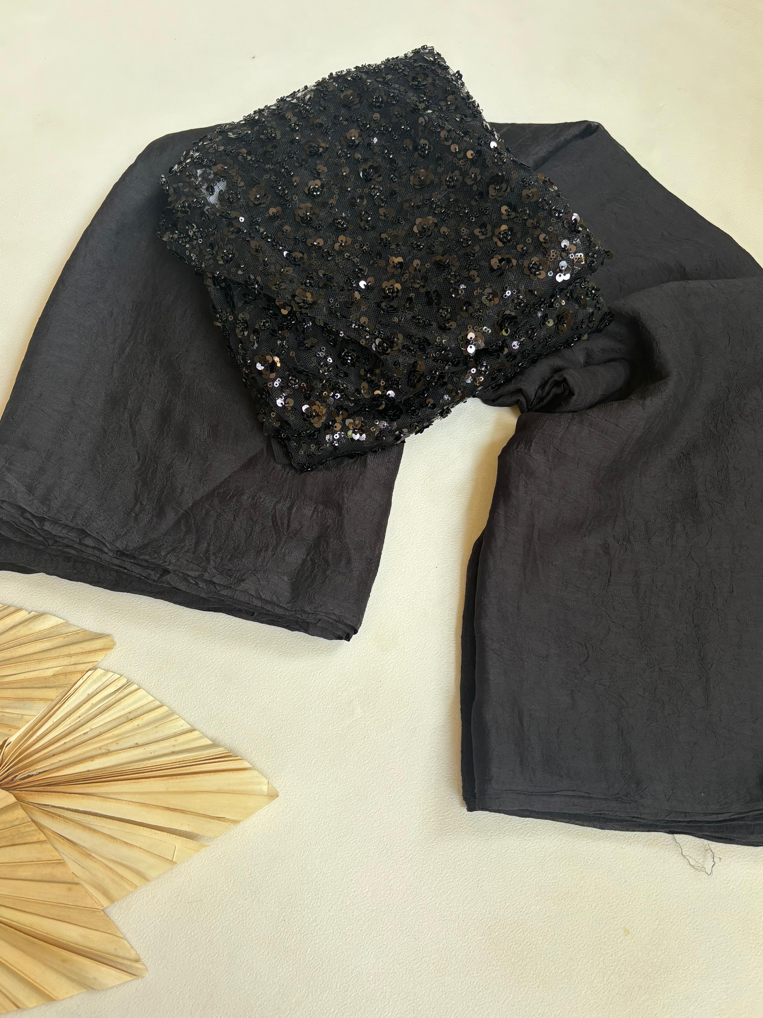 Exclusive designer crush saree✨