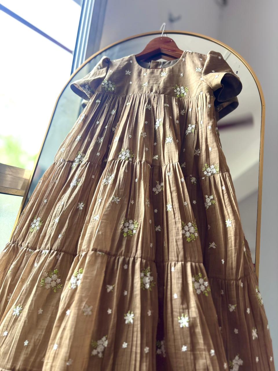 Mull chenderi full flare gown