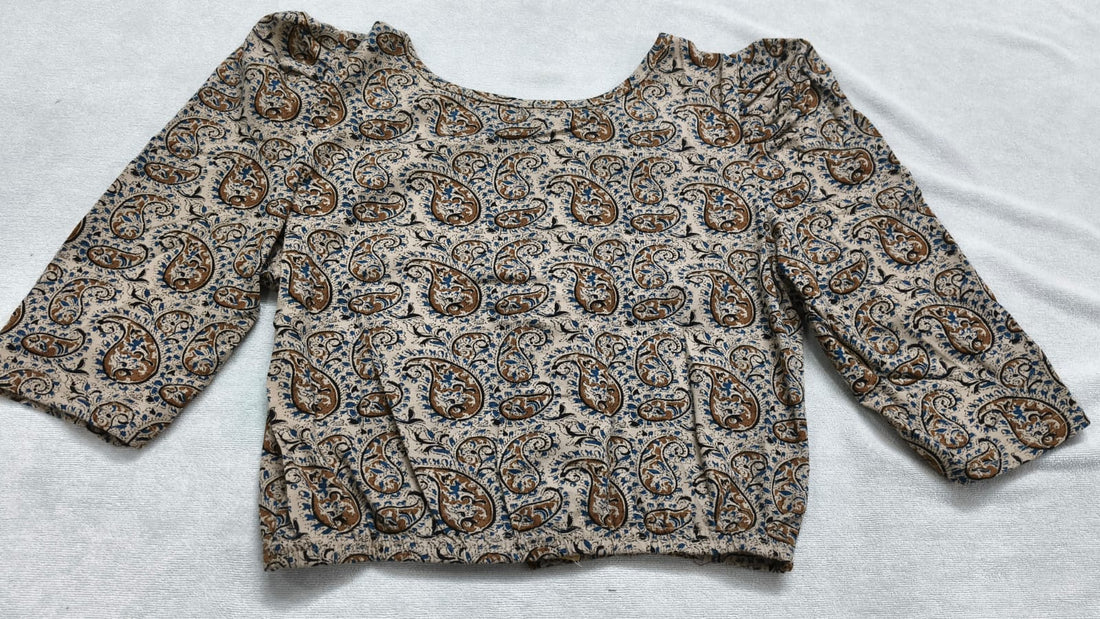 Stretchable blouses