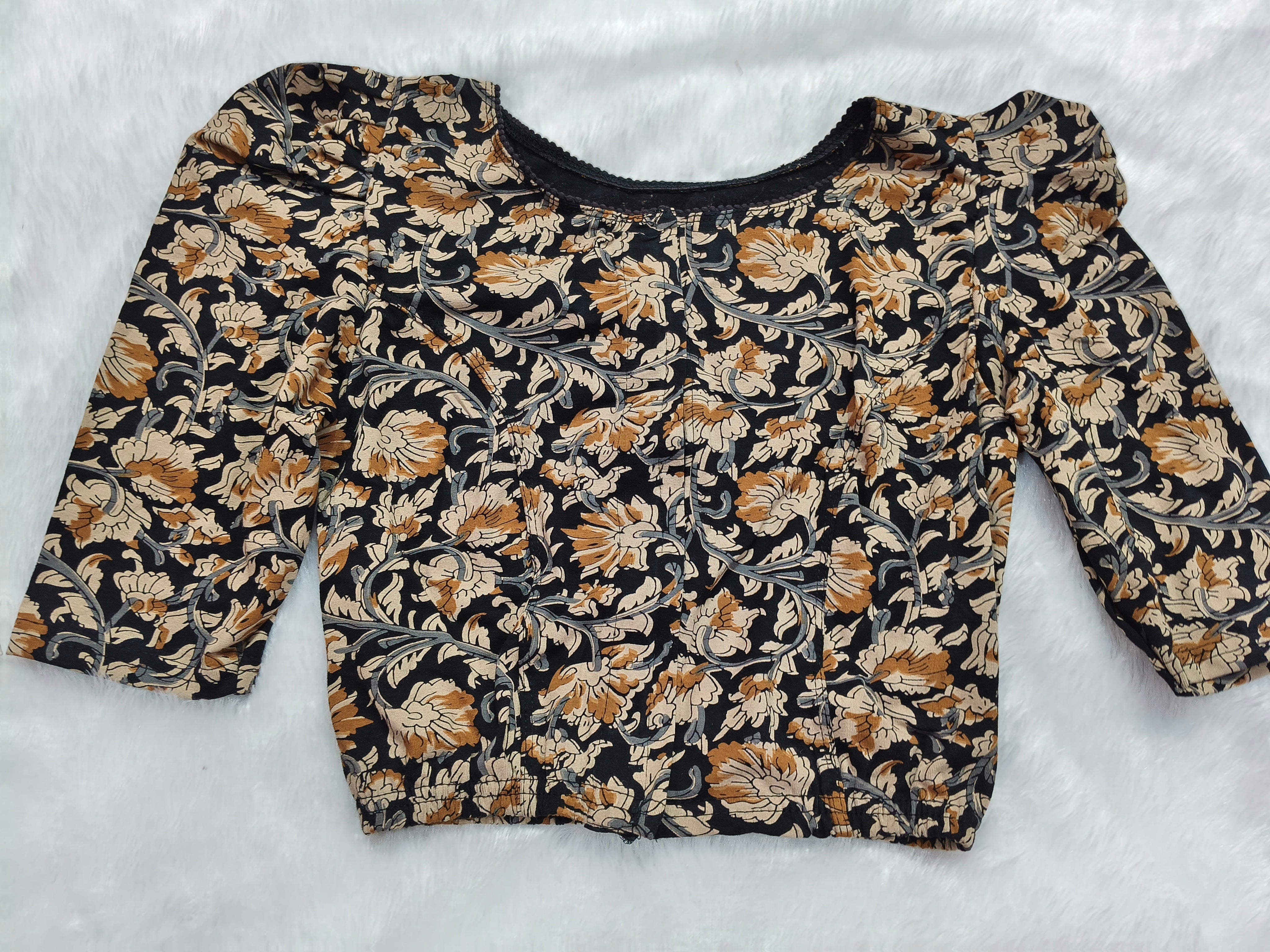 Strechable Blouses