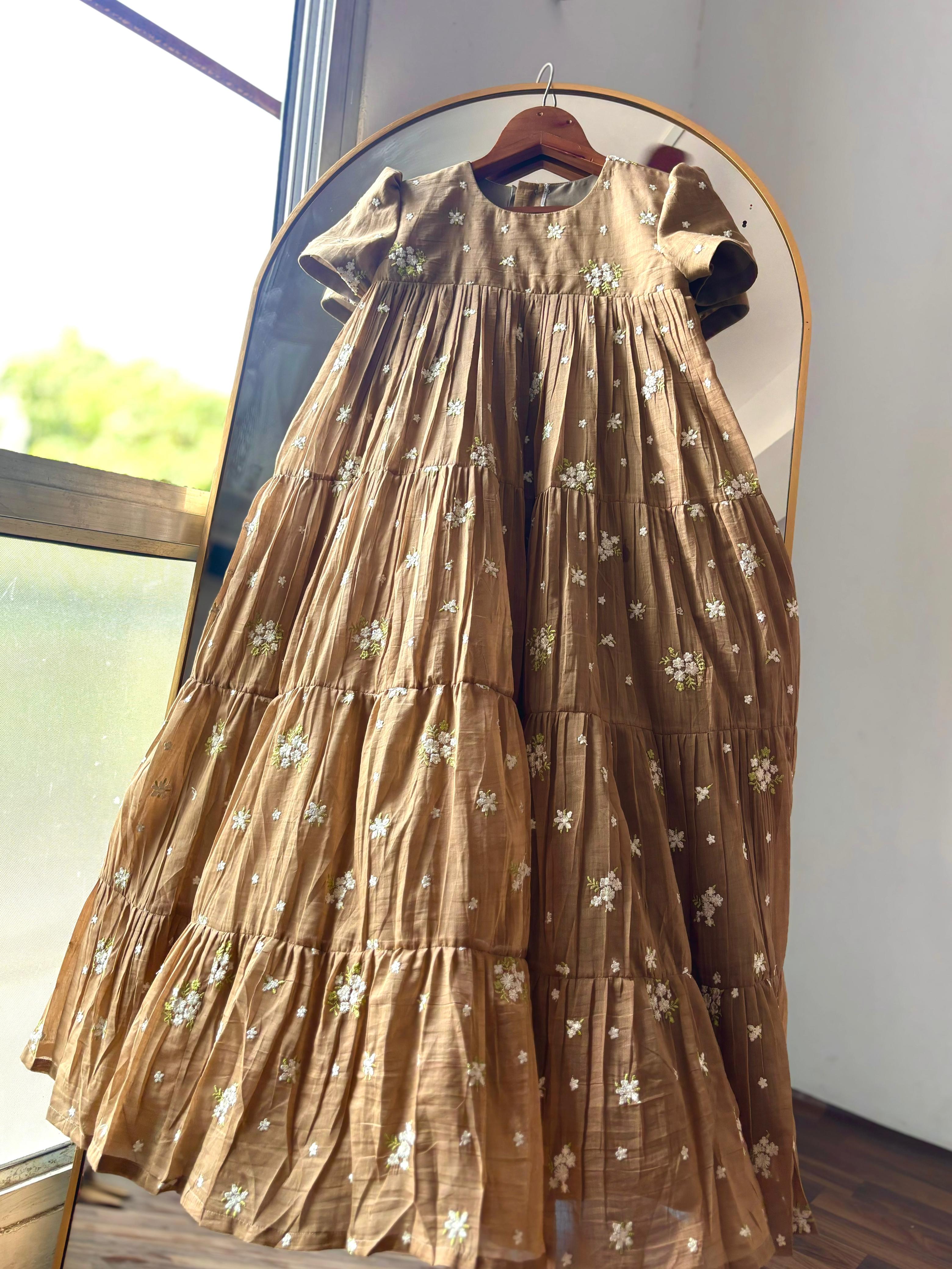 Mull chenderi full flare gown