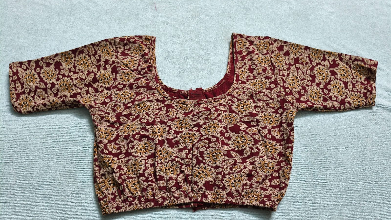 Stretchable blouses