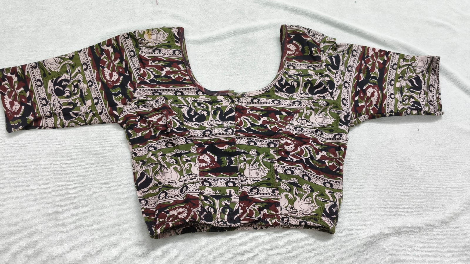 Stretchable blouses