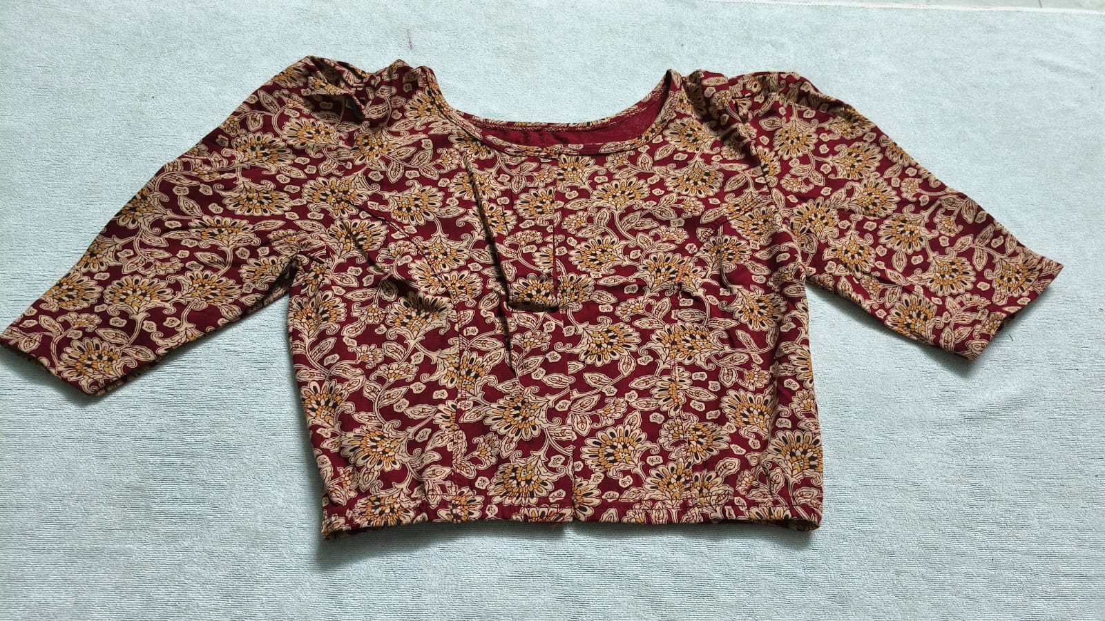 Stretchable blouses