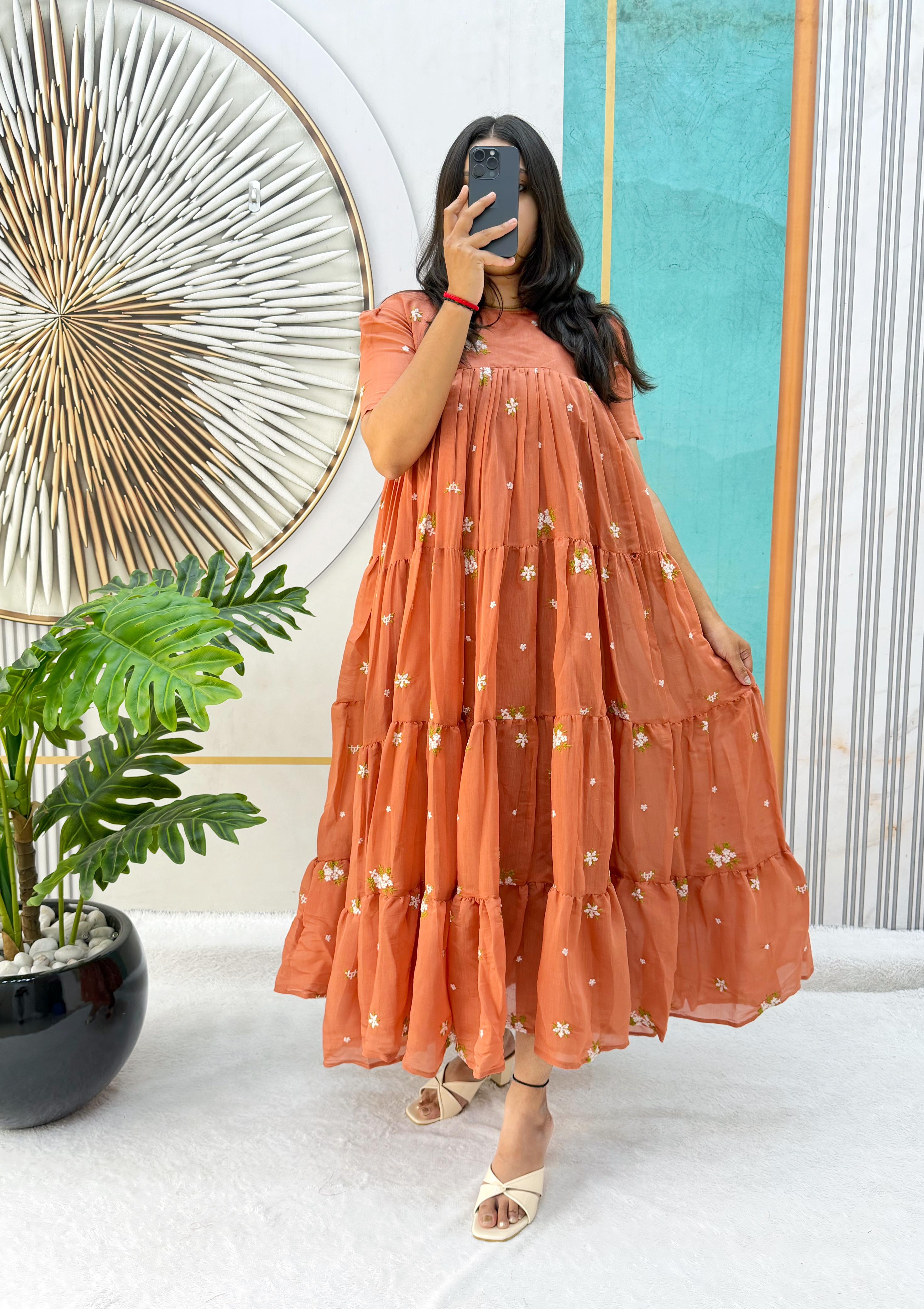 Mull cotton chenderi midi gown