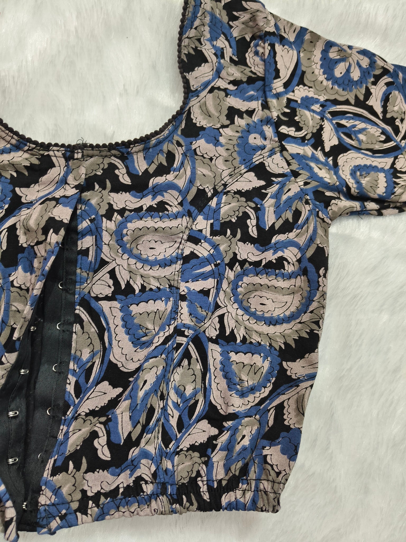 Strechable Blouses