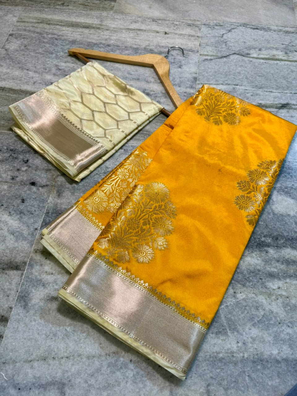 Banarasi katan silk fabric saree