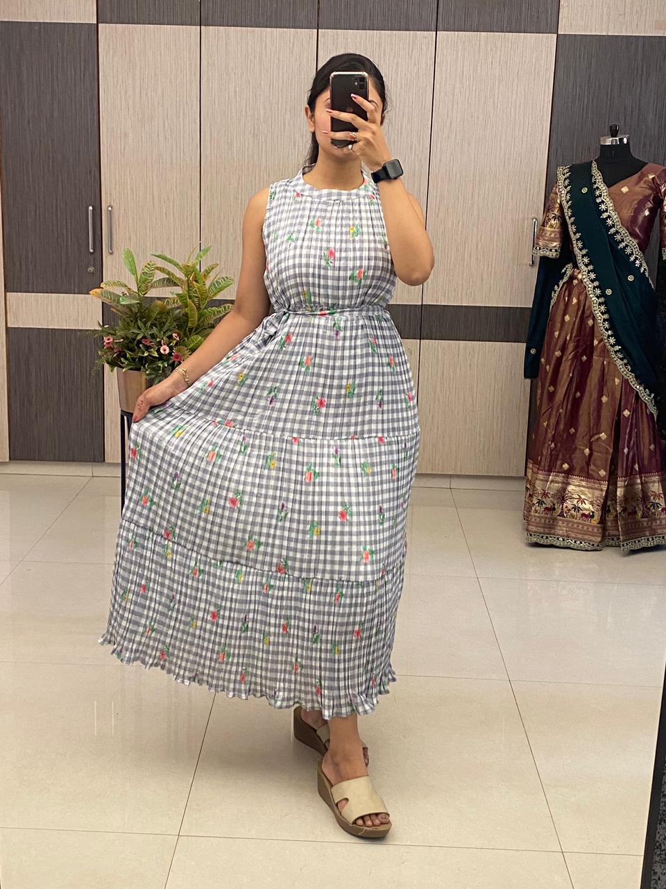 Stylish  Tiered Midi  dress👗