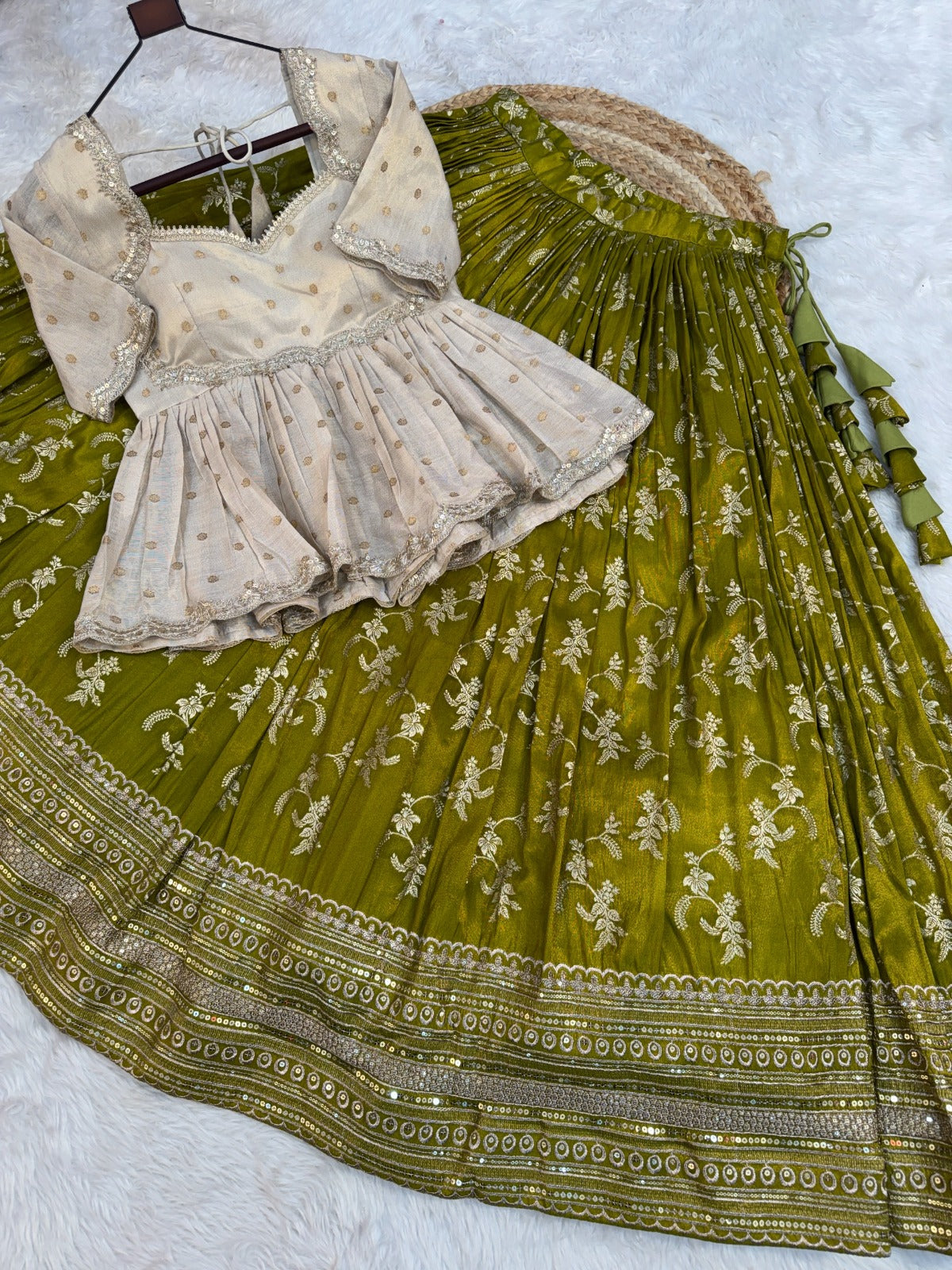 Designer viscose Jacquard lehenga choli ✨