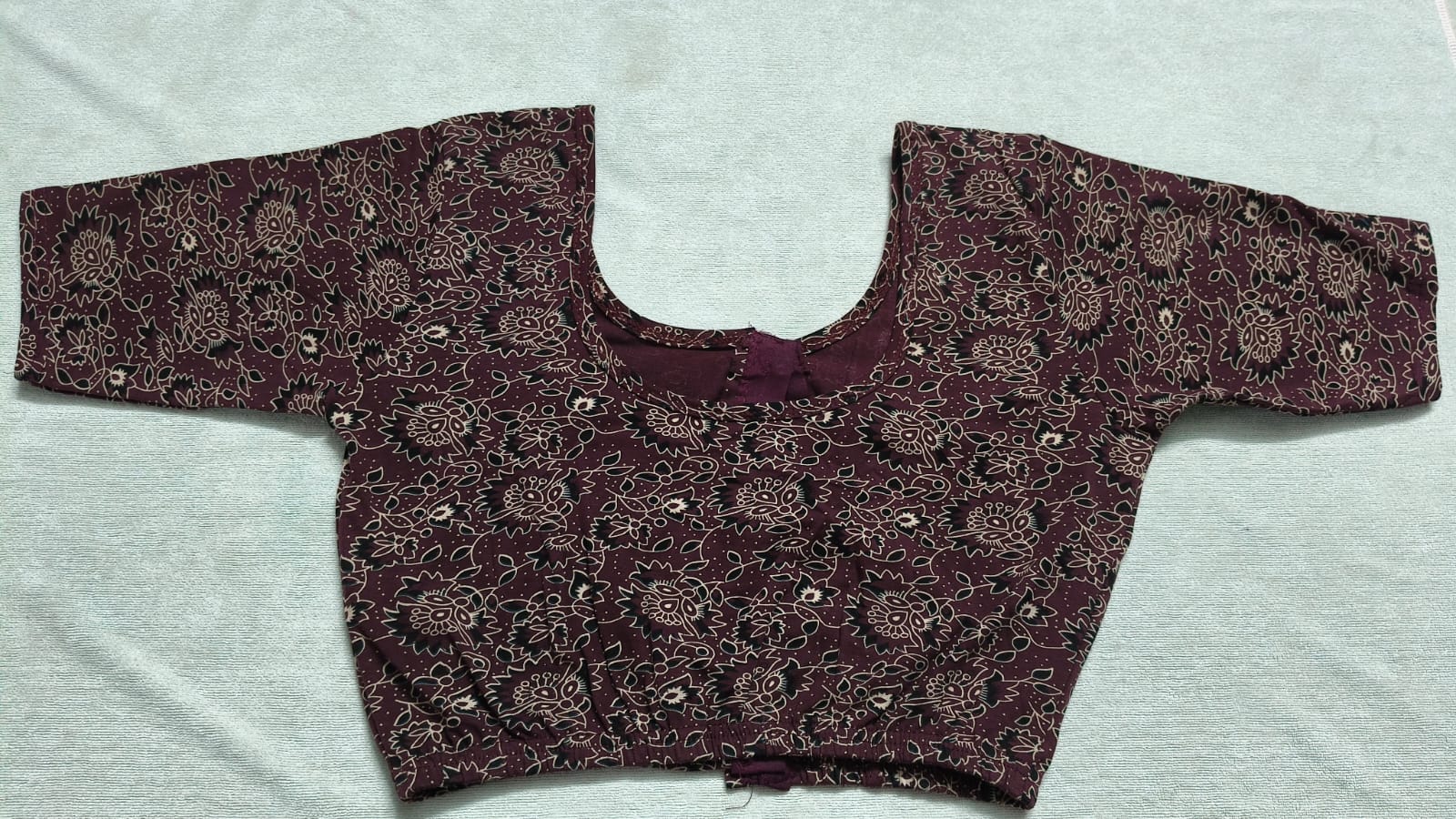 Stretchable blouses