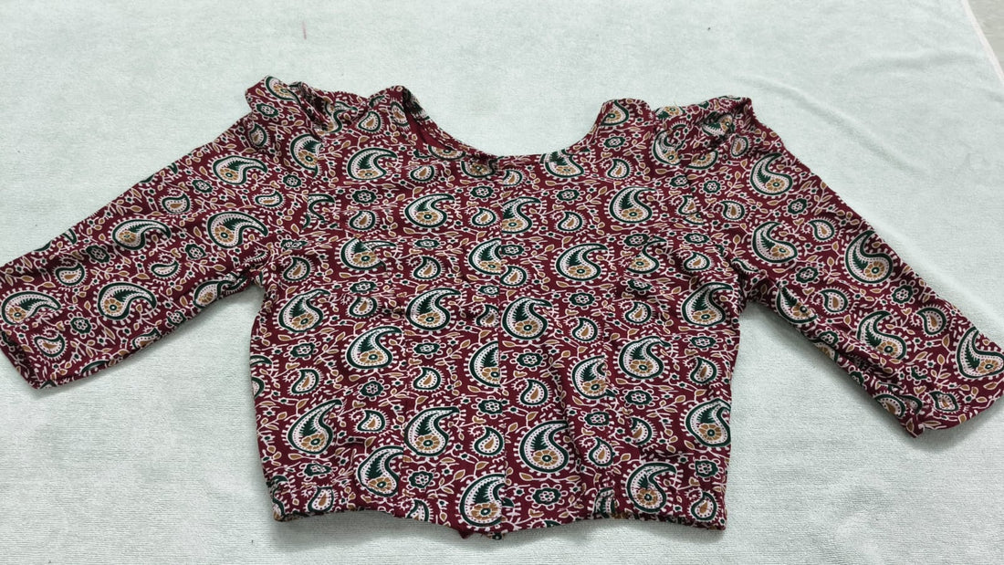 Stretchable blouses