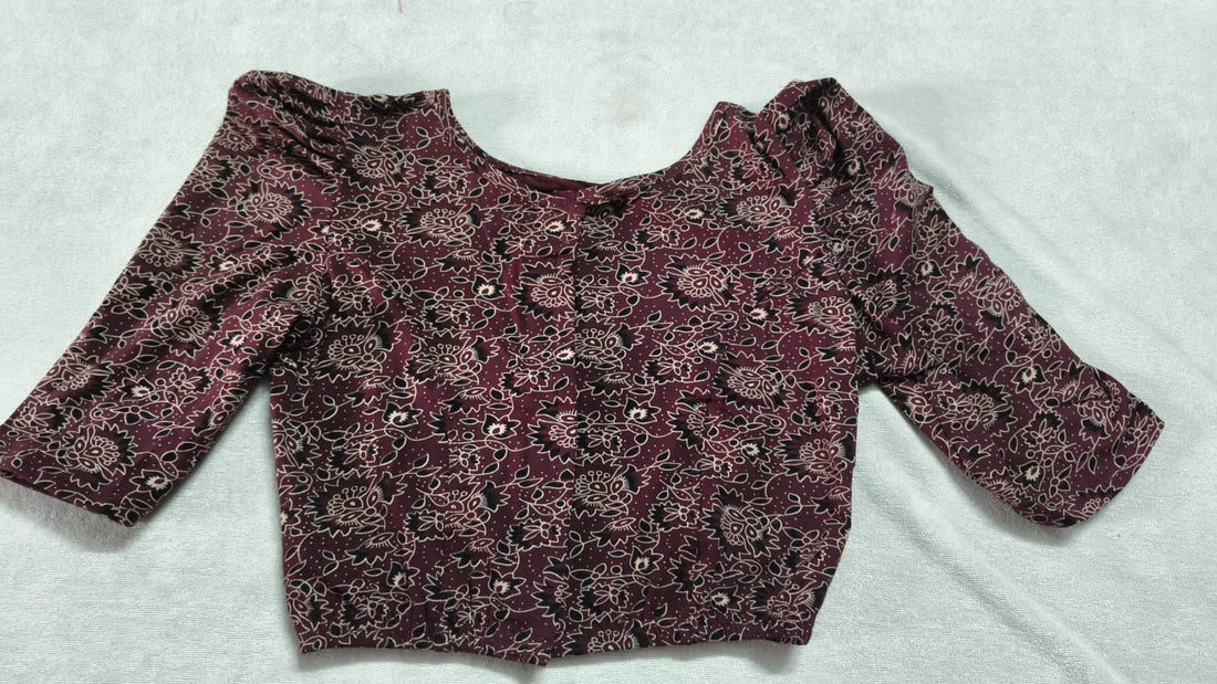 Stretchable blouses