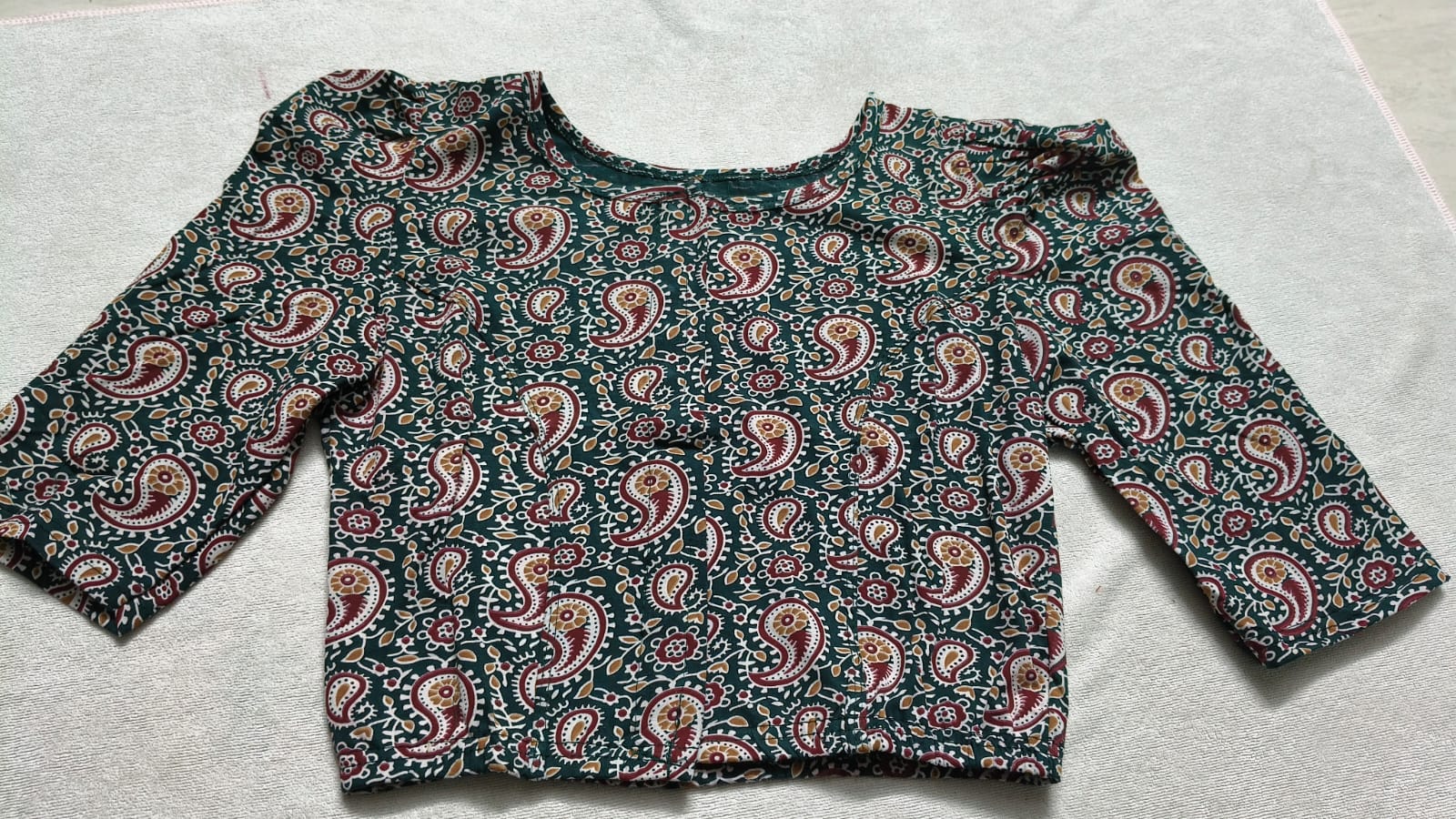 Stretchable blouses