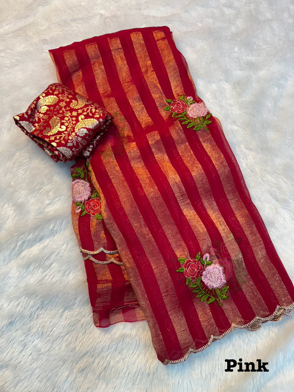 Crush saree with flower embroidery 🪡