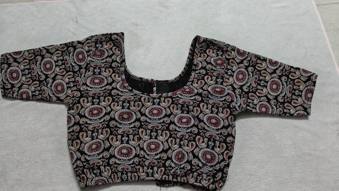 Stretchable blouses