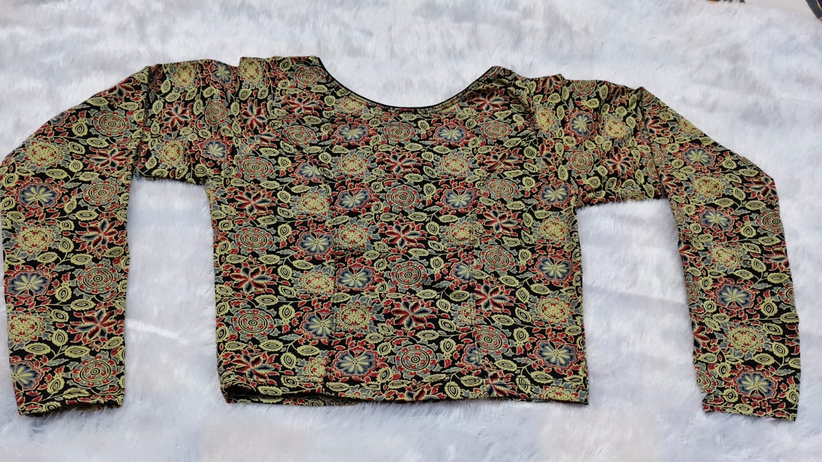 Strechable Blouses