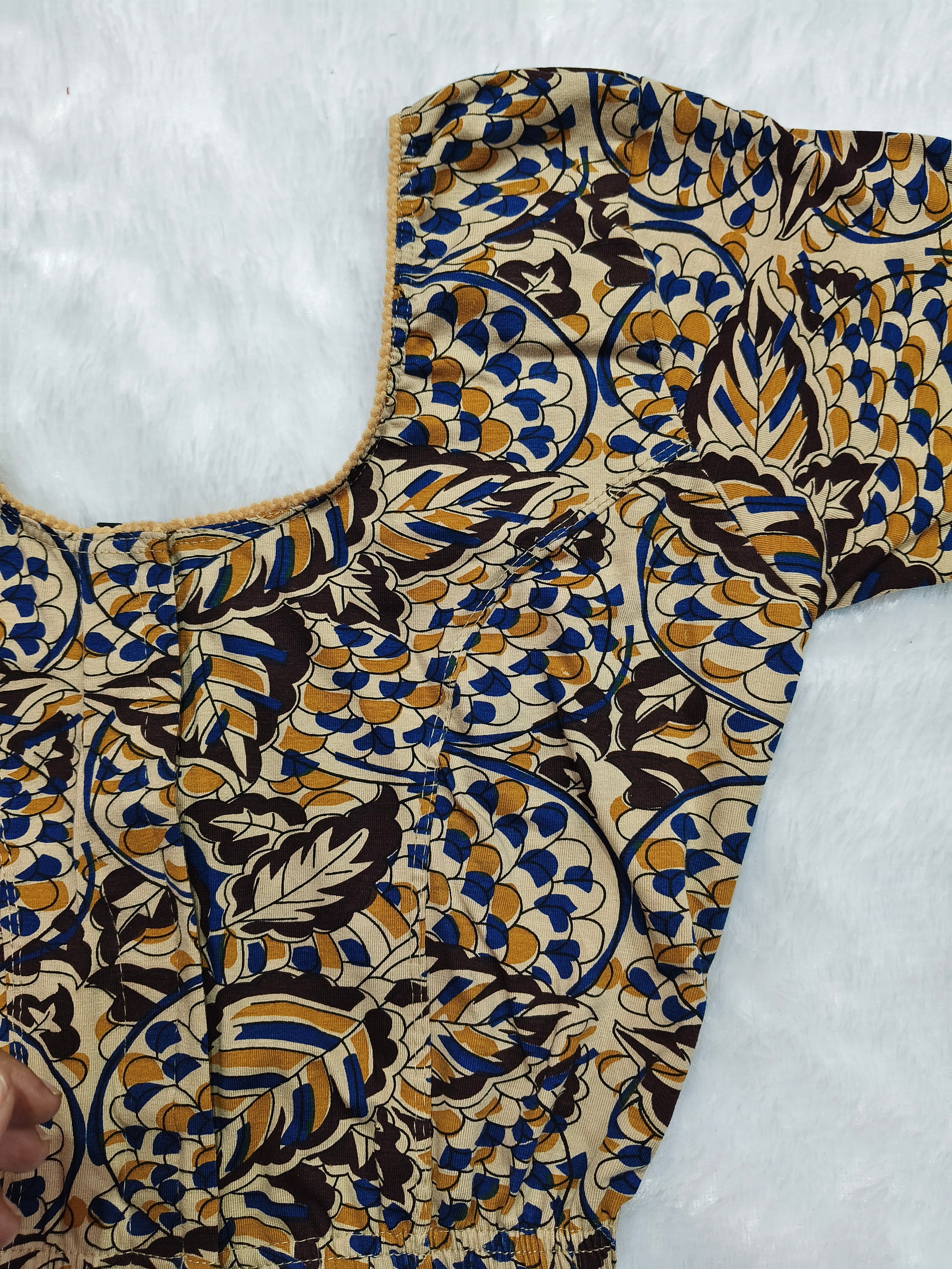 Strechable Blouses
