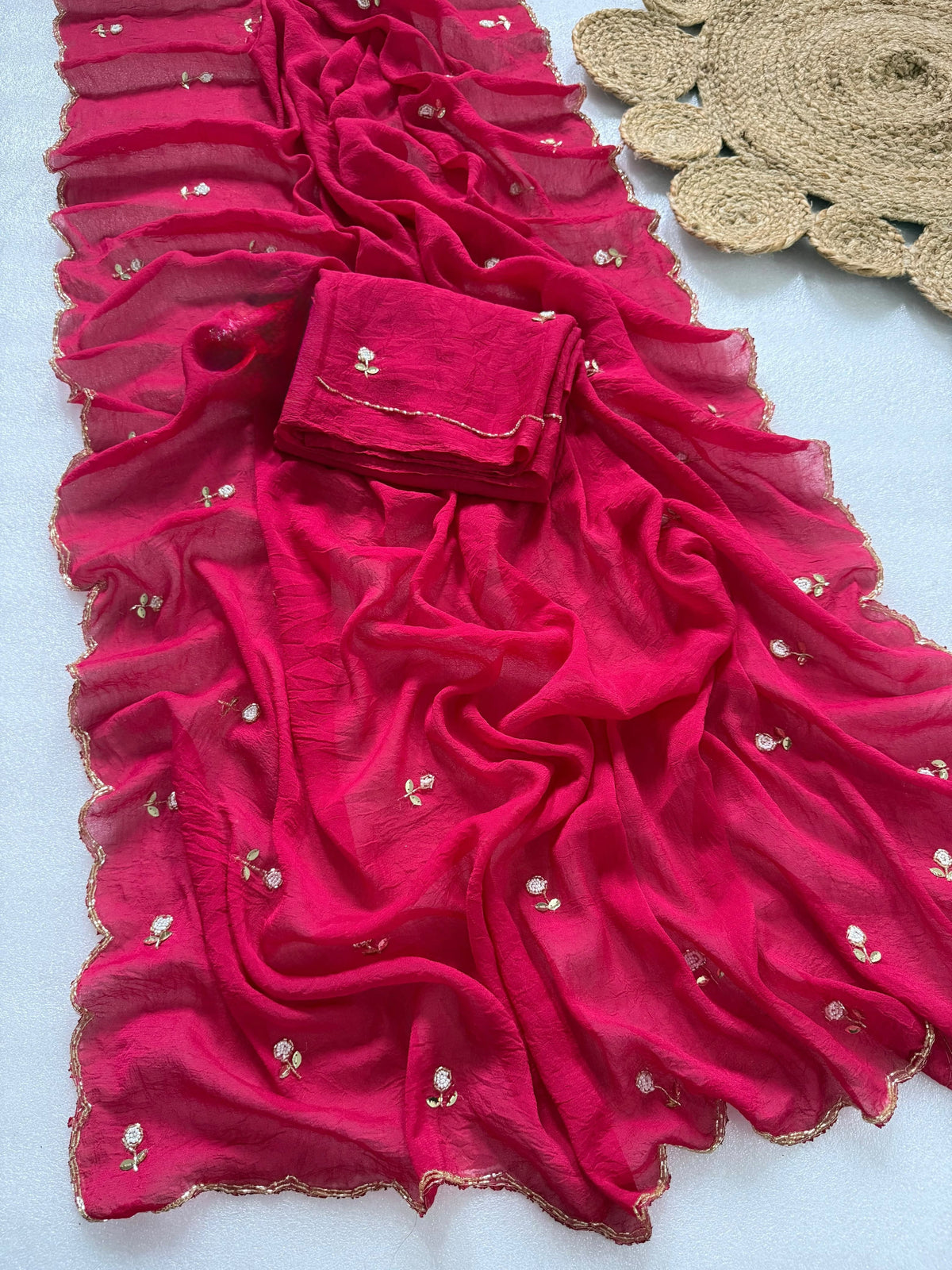 Rangoli crush silk buti design saree ✨