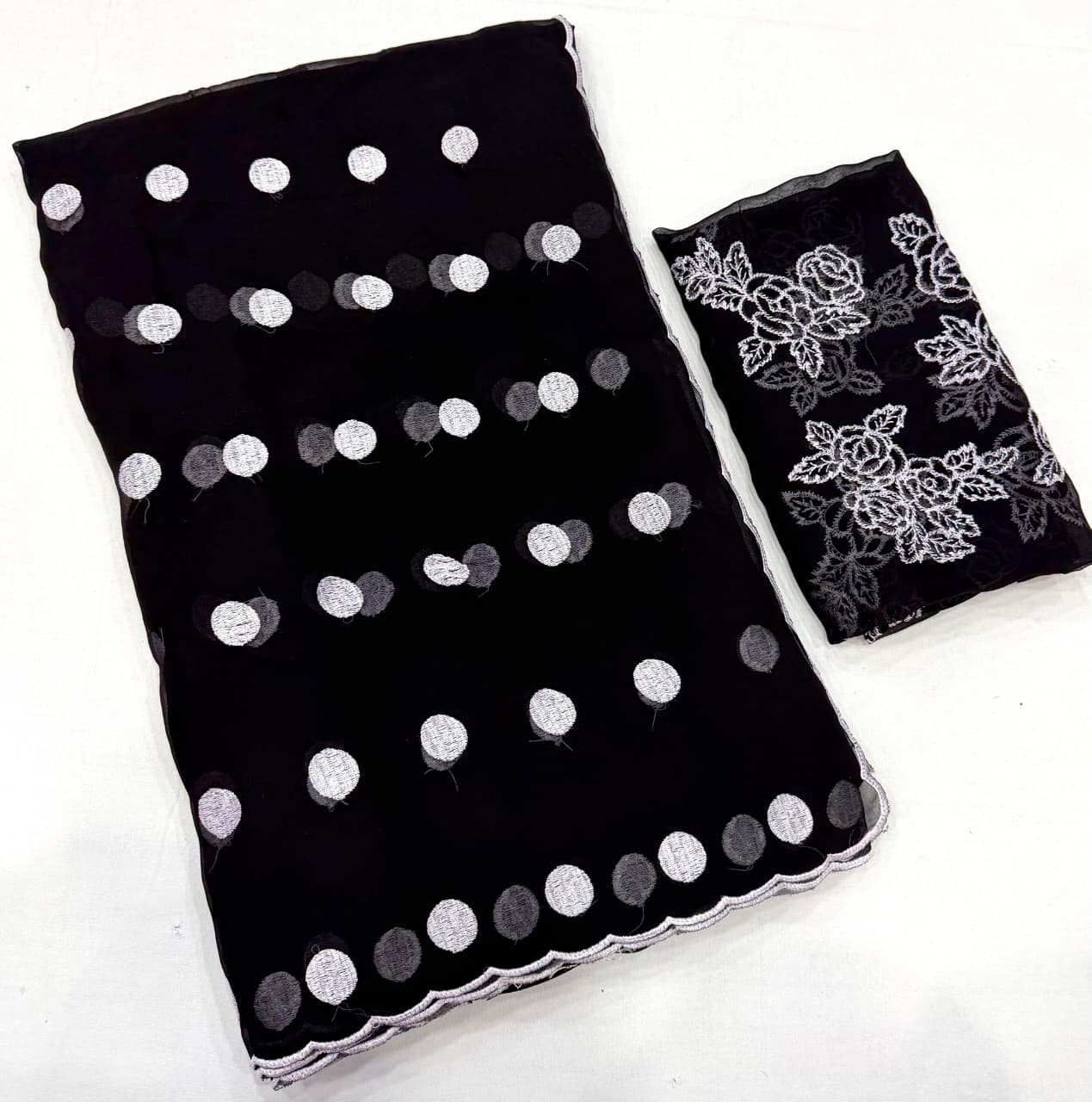 polka dot thread work scalp border saree