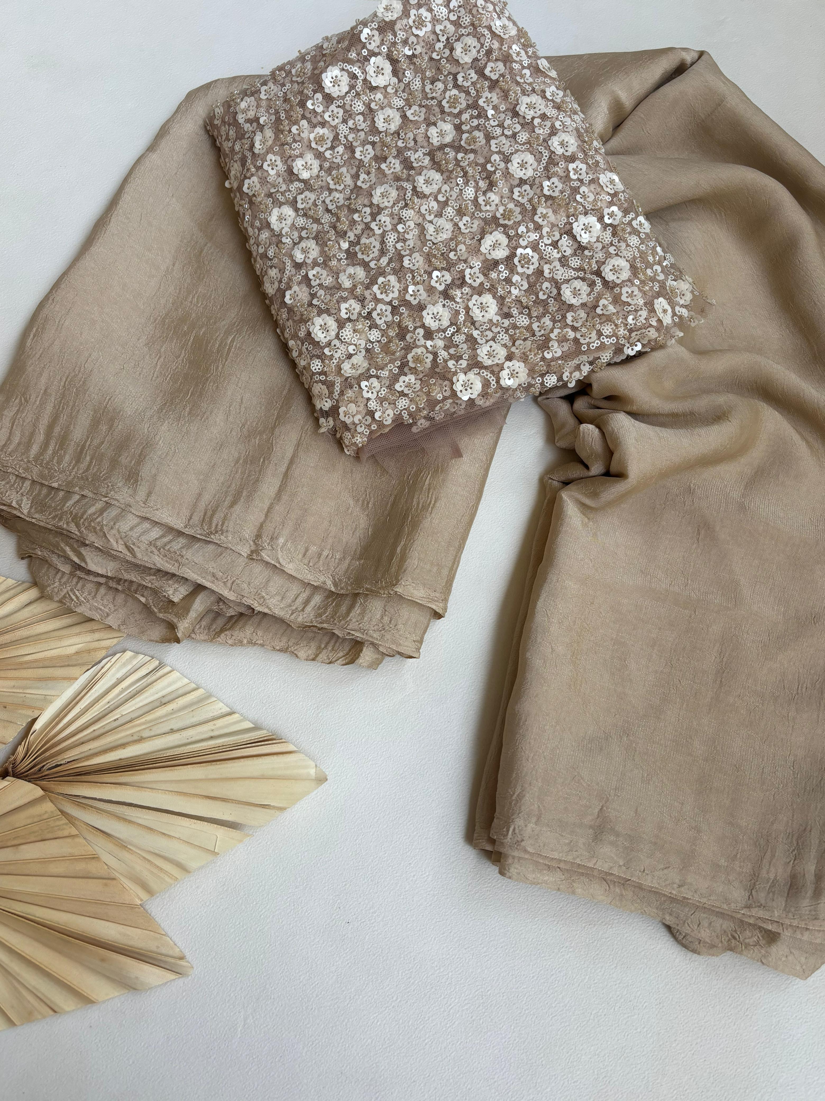 Exclusive designer crush saree✨