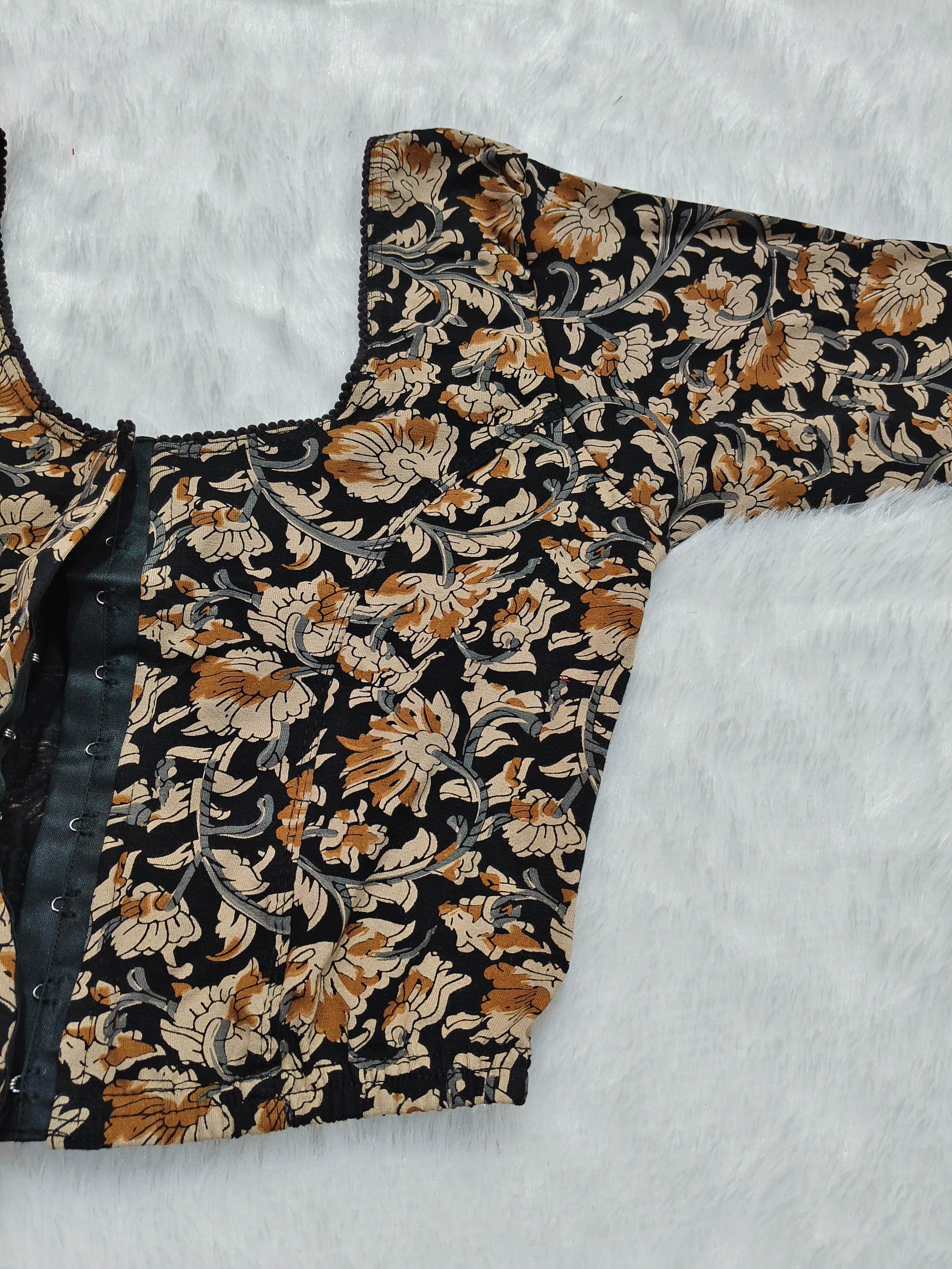 Strechable Blouses