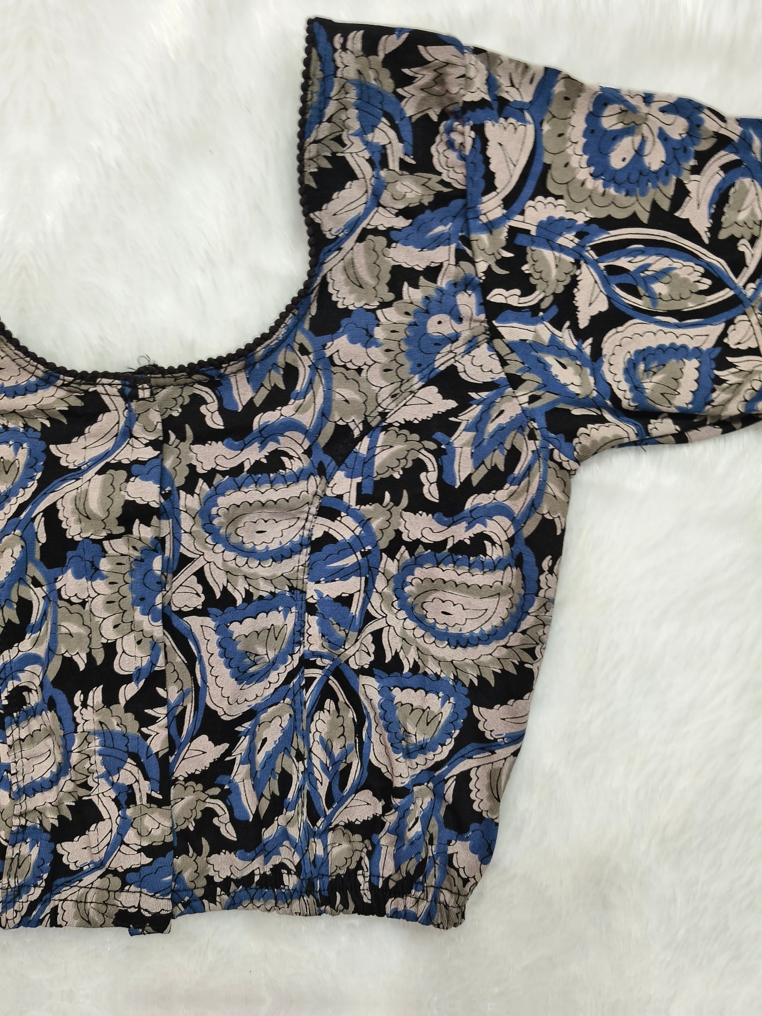 Strechable Blouses