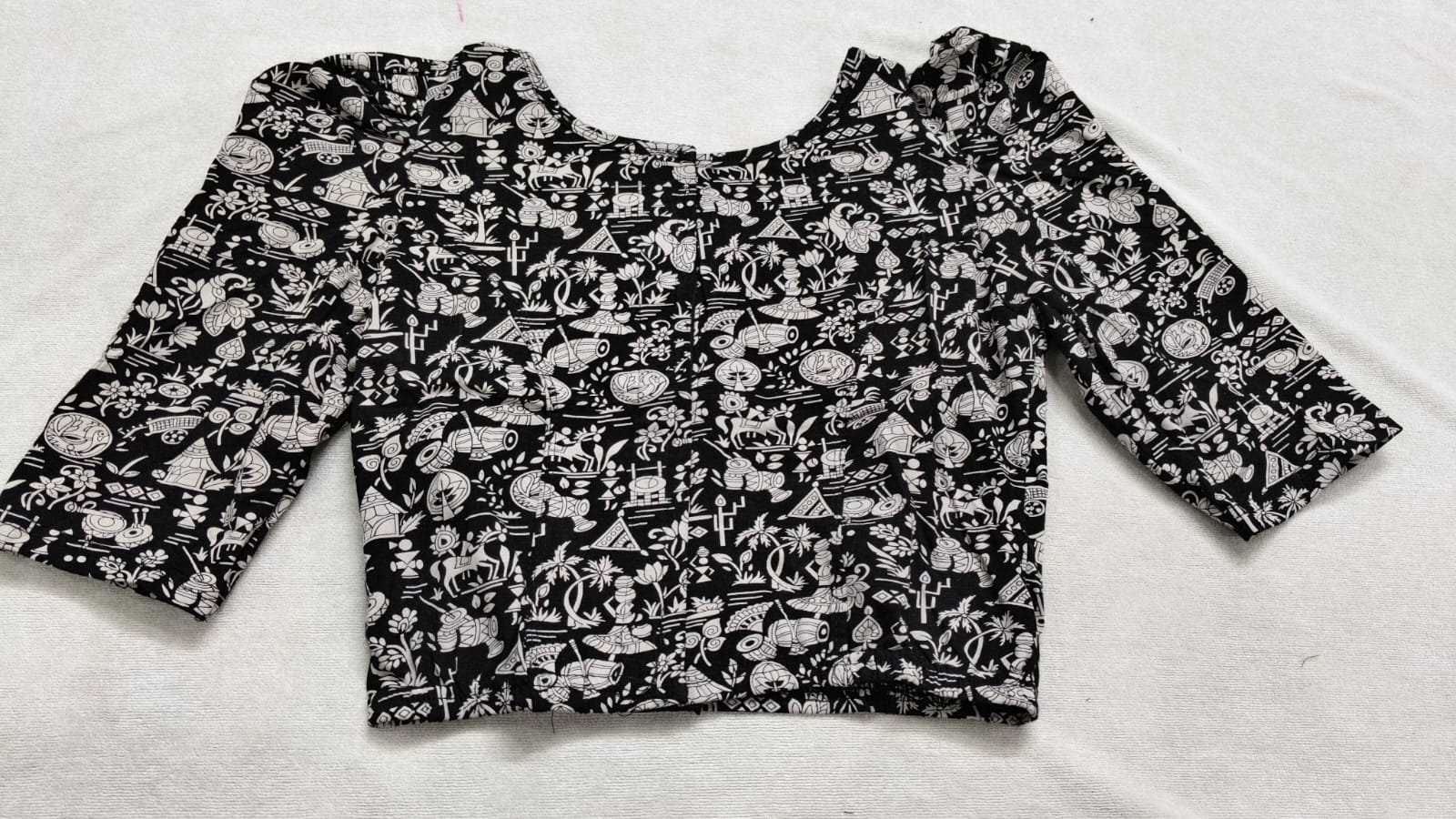 Stretchable blouses