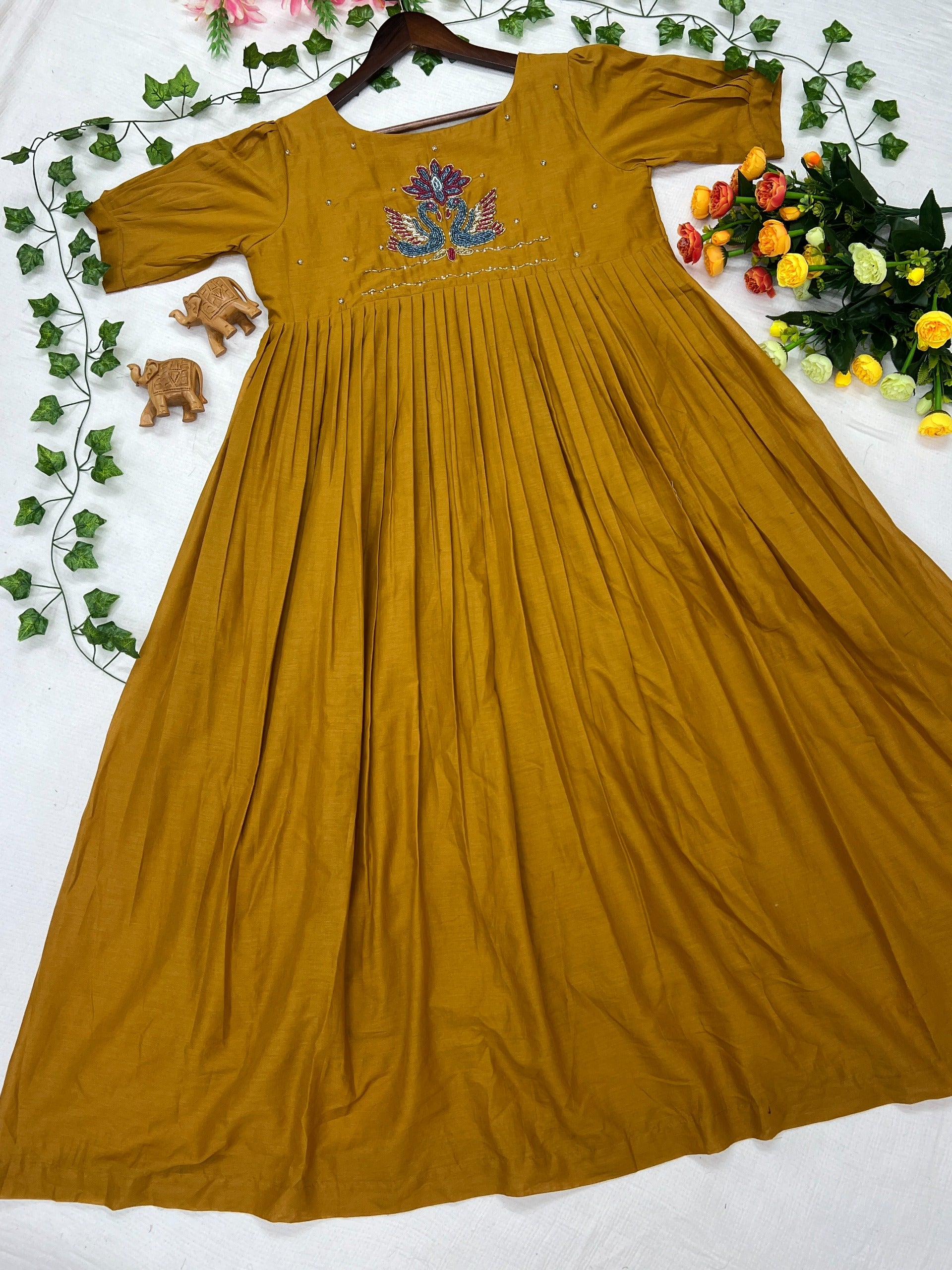 Mull cotton maggam work kurthi