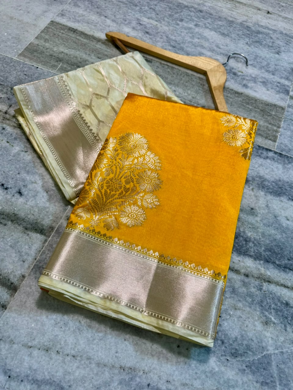 Banarasi katan silk fabric saree