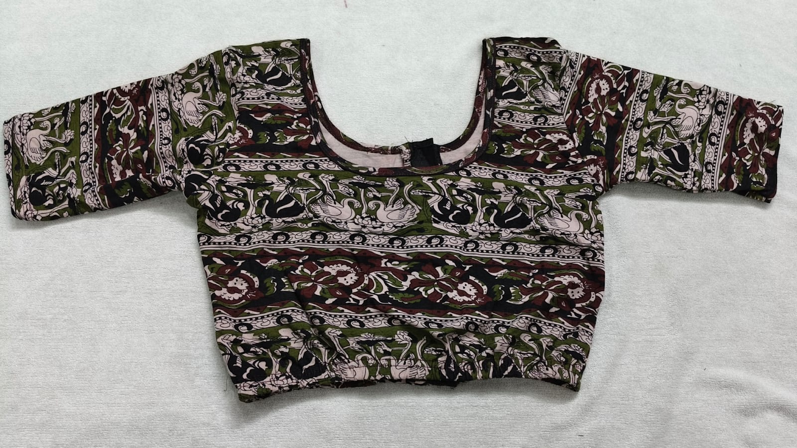 Stretchable blouses