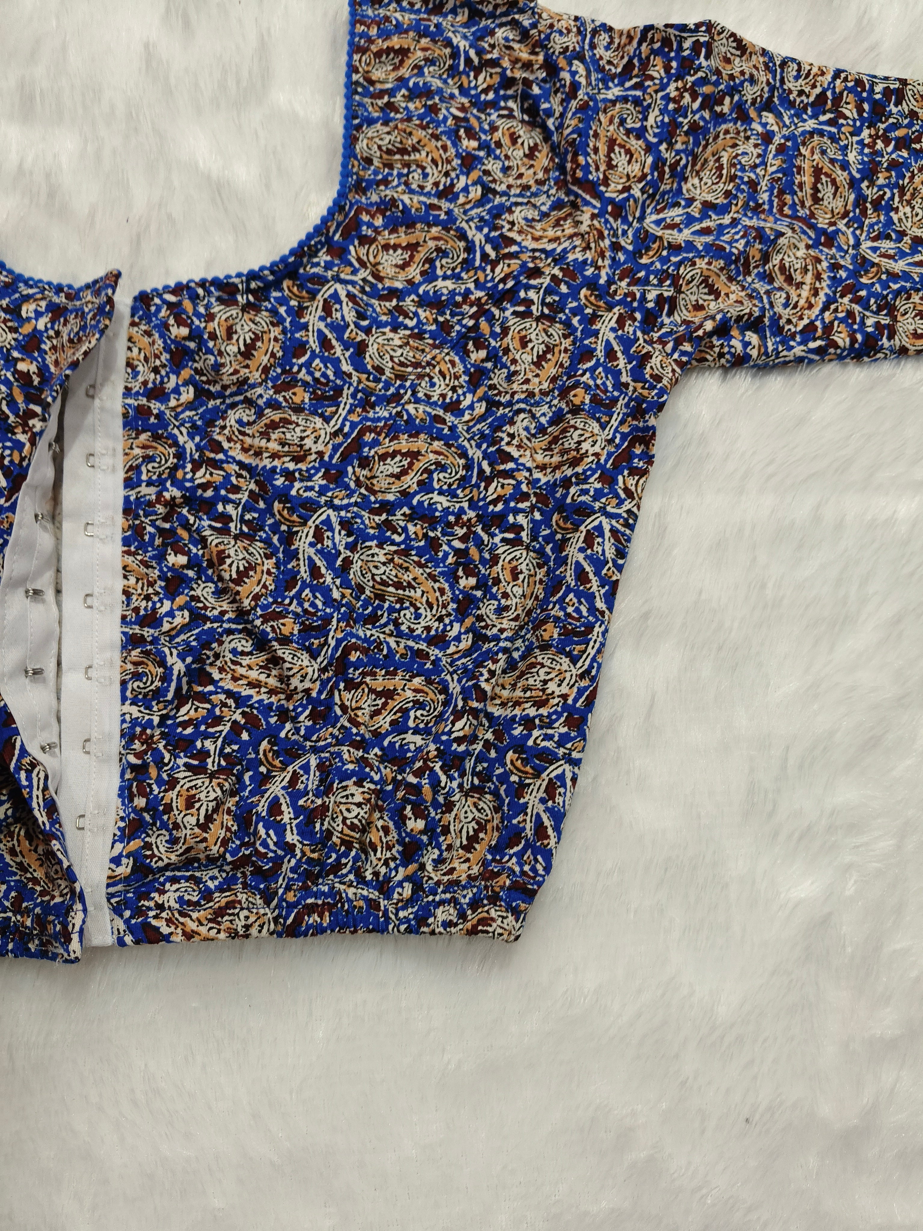 Strechable Blouses