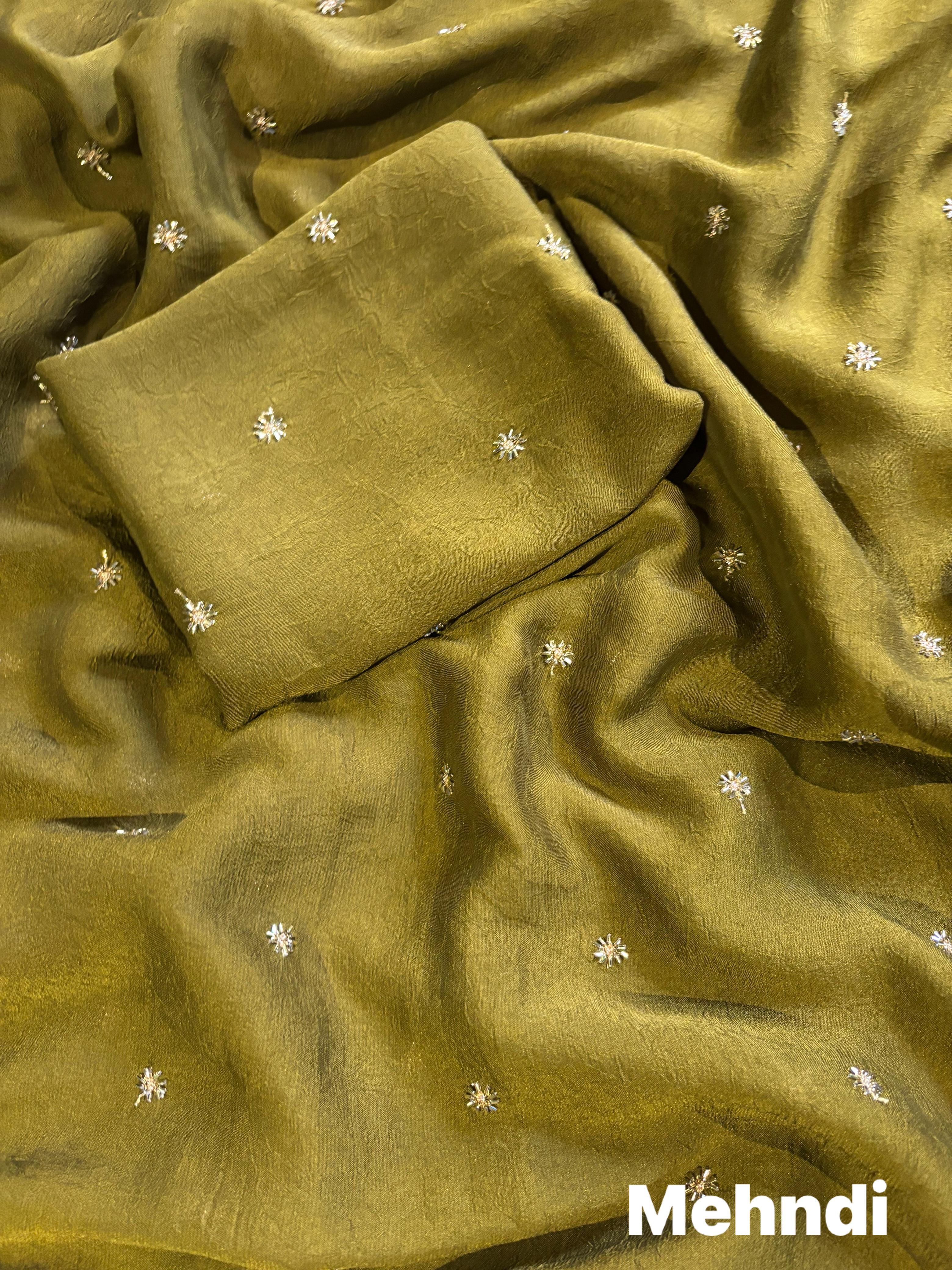 crush fabric saree with butti design