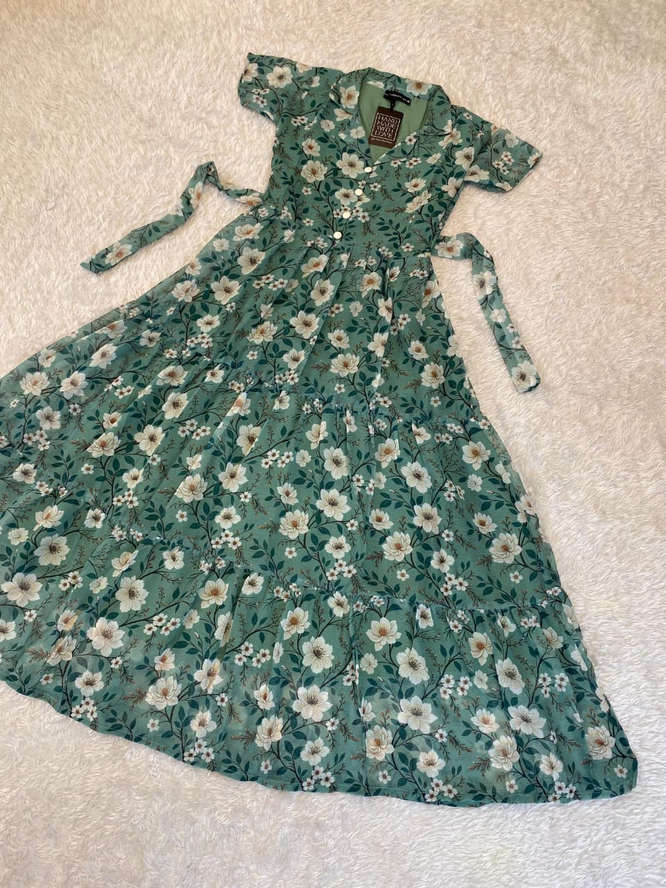 Shiffon floral 🌺 printed frock