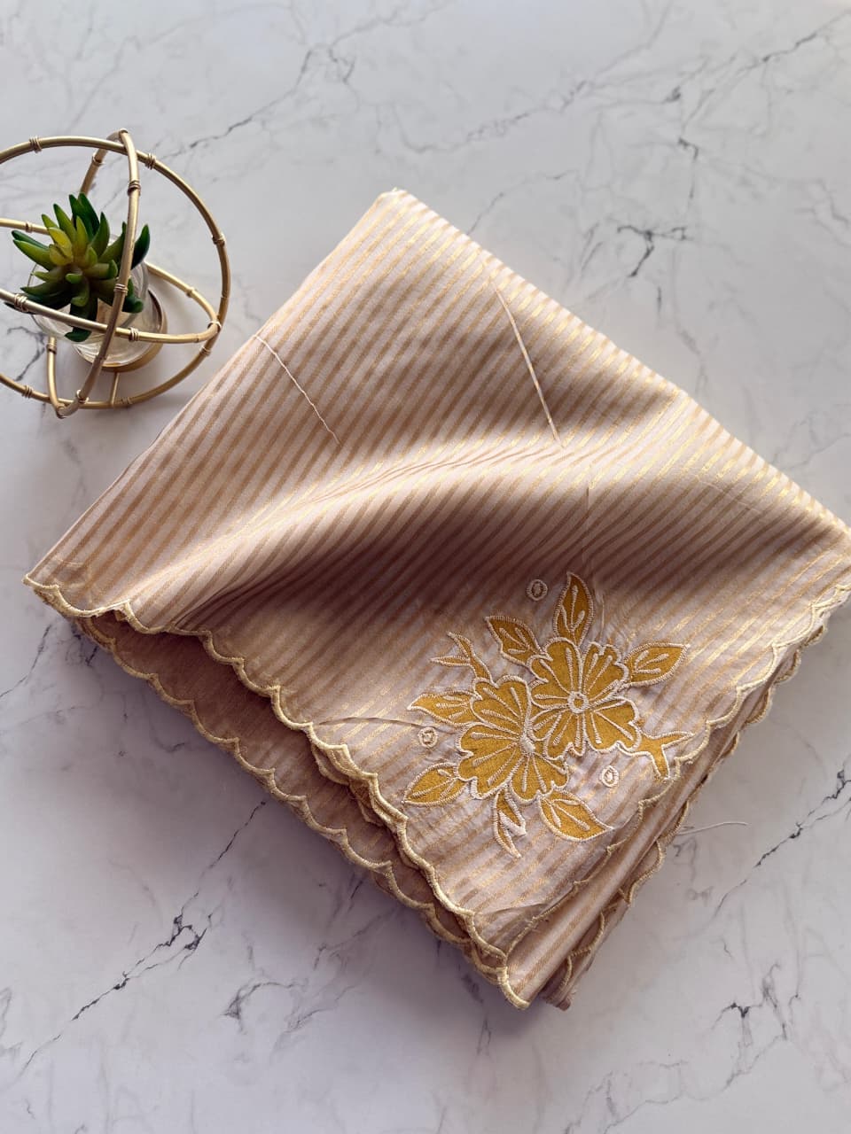 Premium organza applique work saree ✨