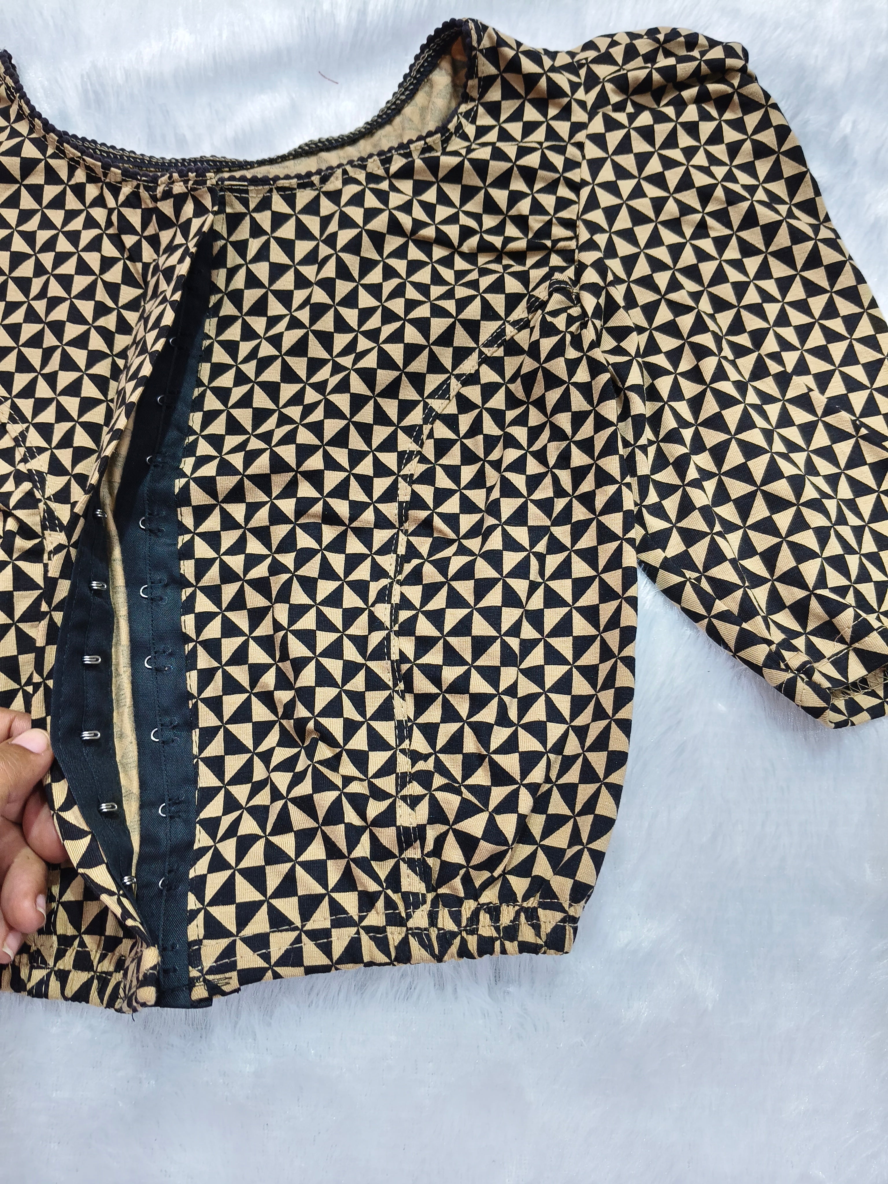 Strechable Blouses