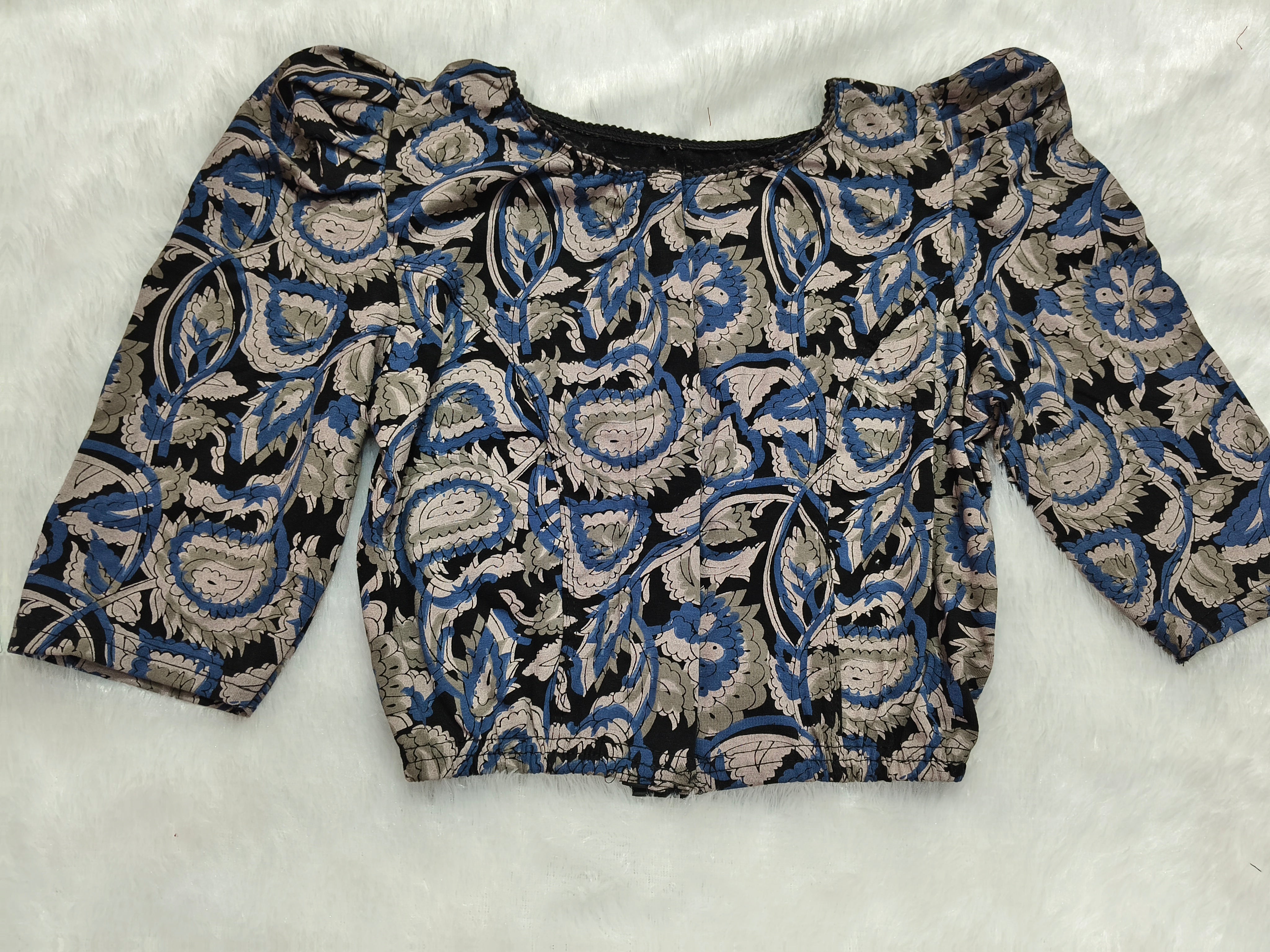 Strechable Blouses