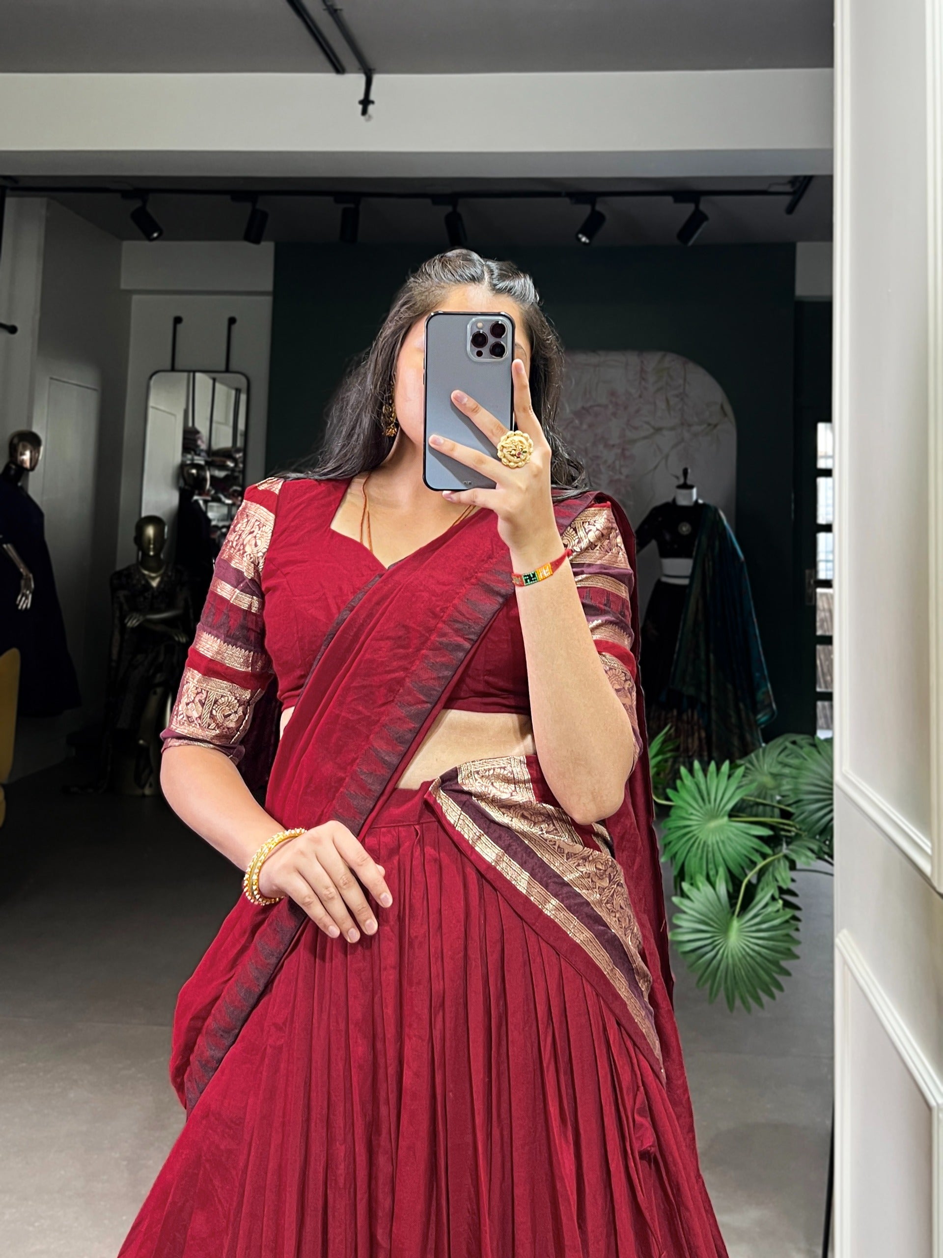 Chenderi lehenga