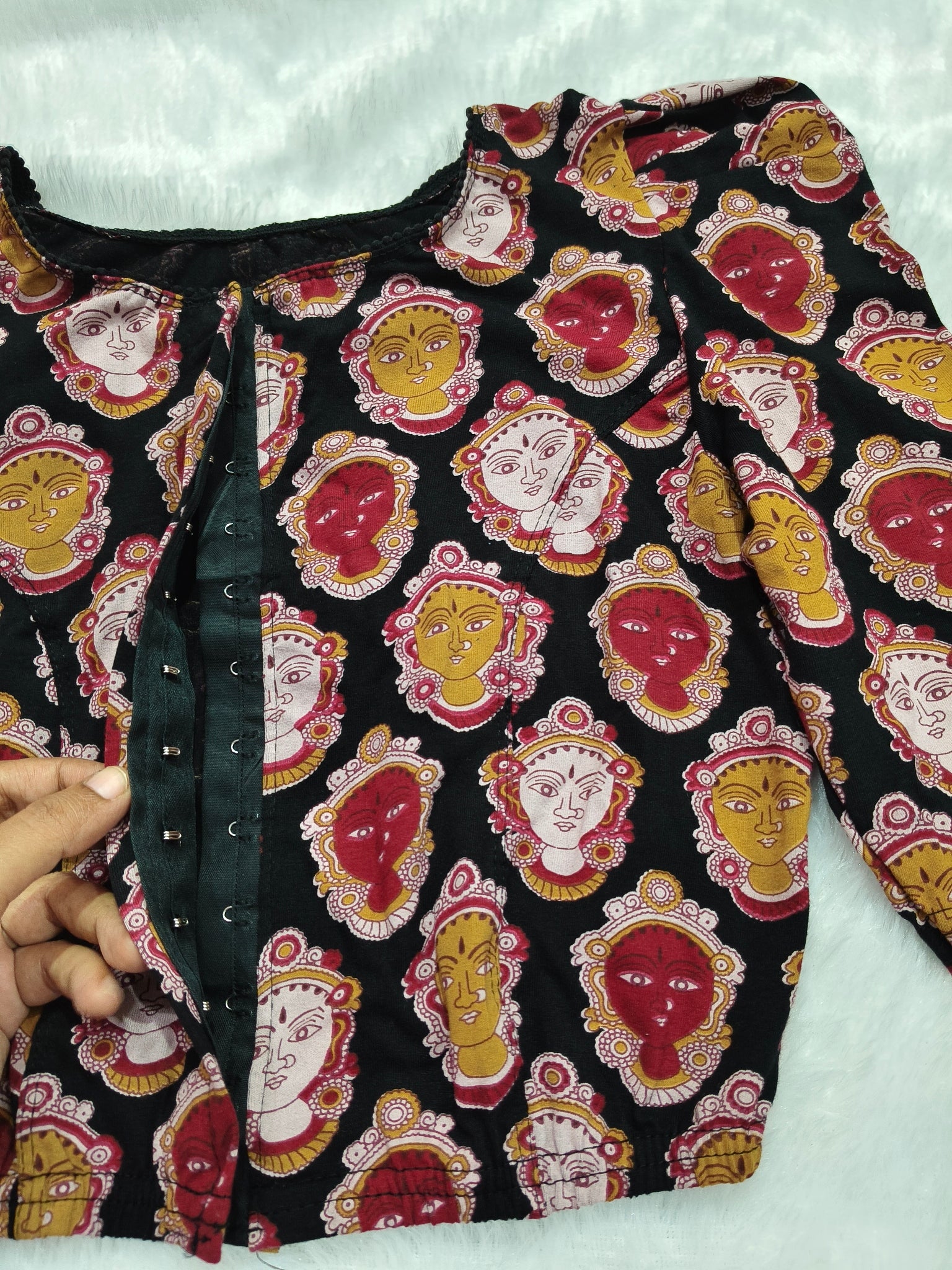 Strechable Blouses