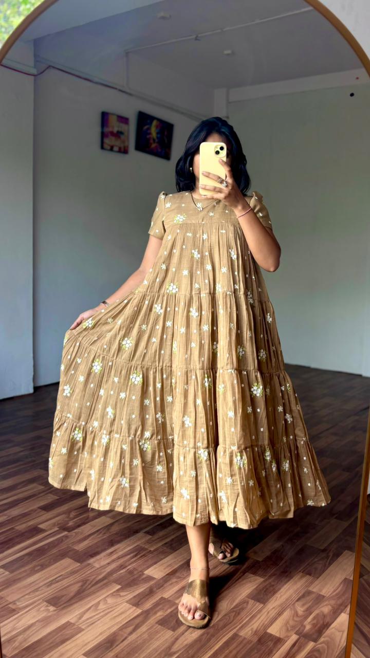 Mull chenderi full flare gown